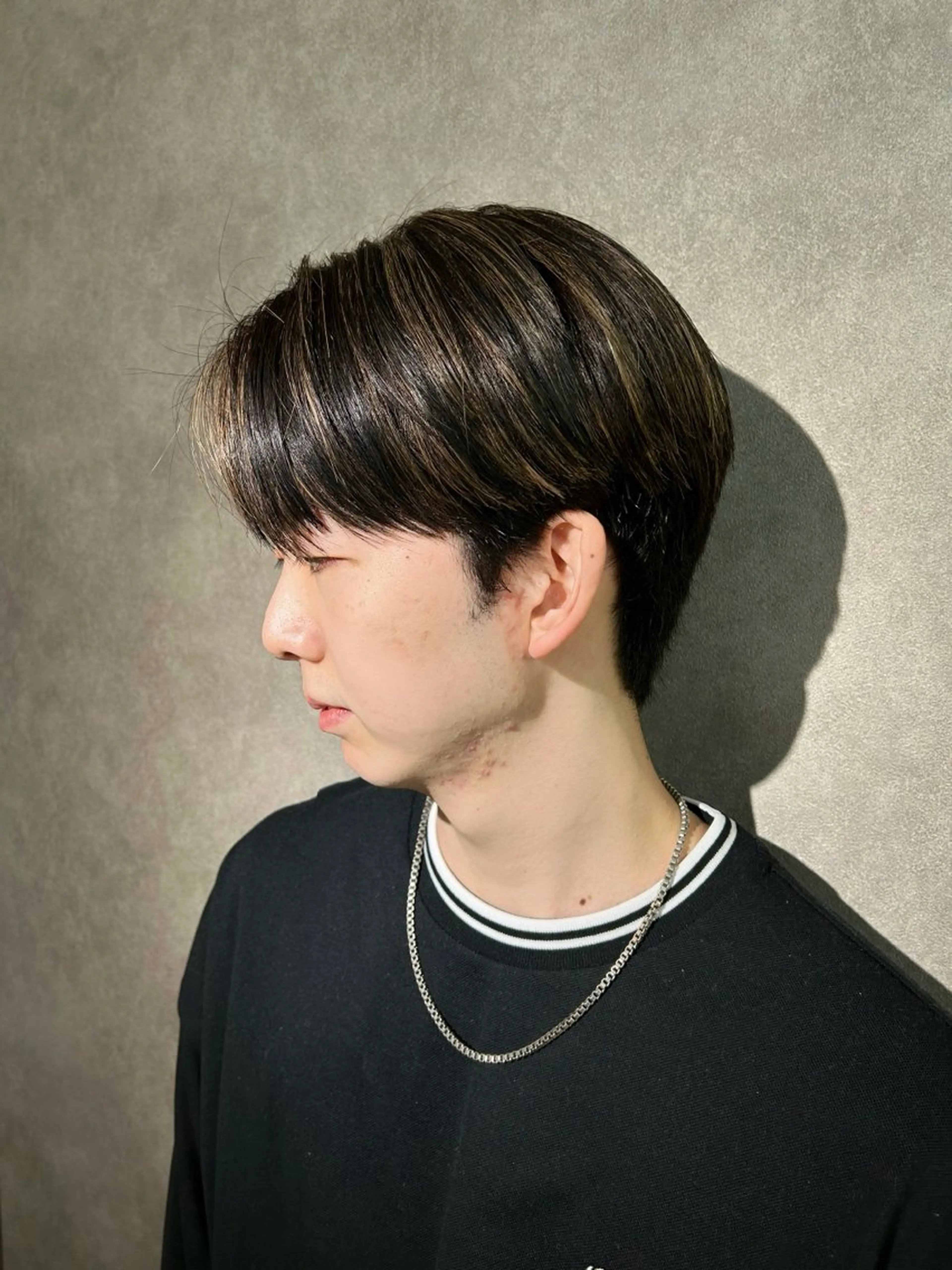 ショート ハイライト カット パーマ nui【茨木】本多 莉果子のヘアスタイル