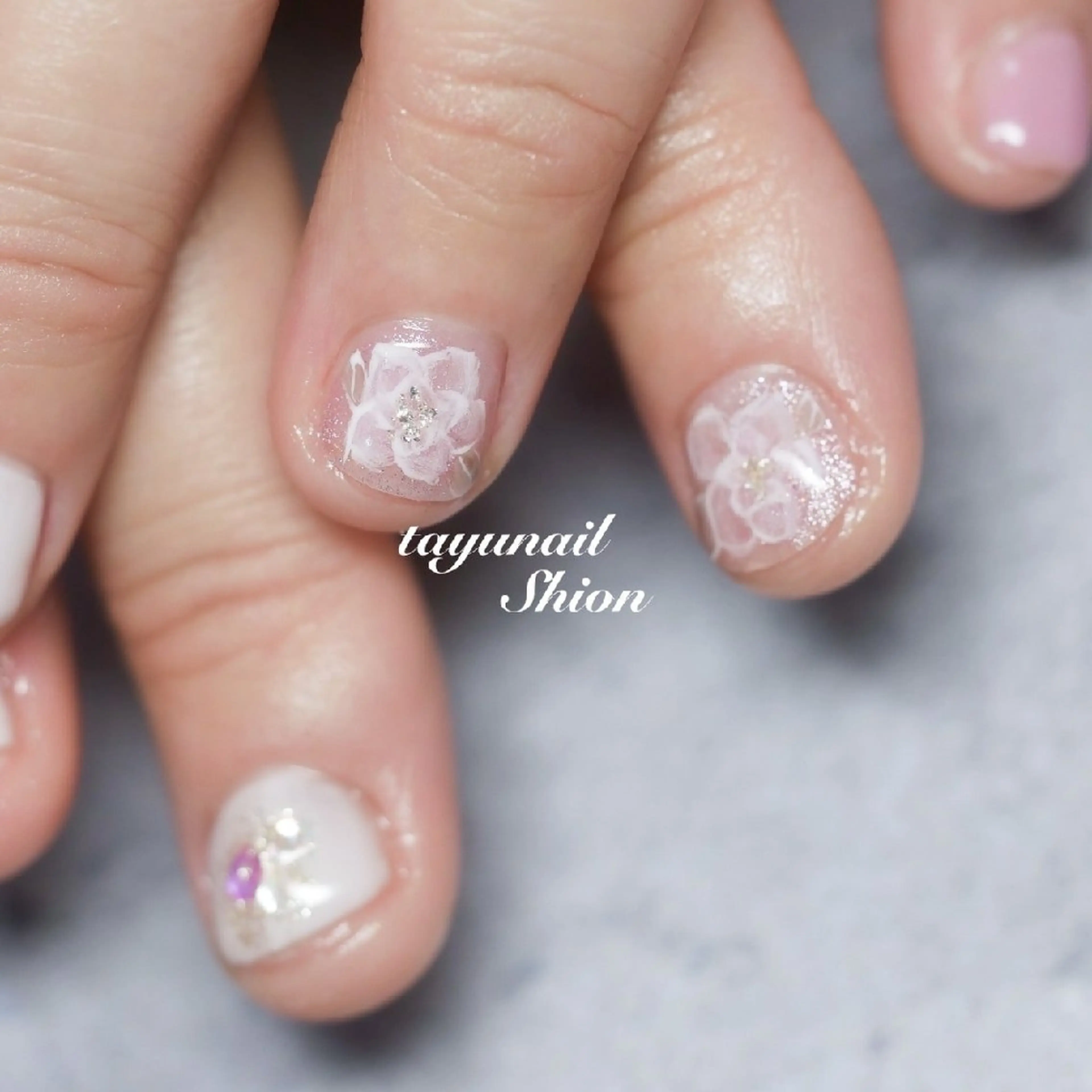 ネイル アートネイル フラワーネイル ジェルネイル キラキラネイル パラジェル ネイルサロン・ネイルスクール　たゆnail所属・ネイルサロン 【たゆnail】のネイルデザイン