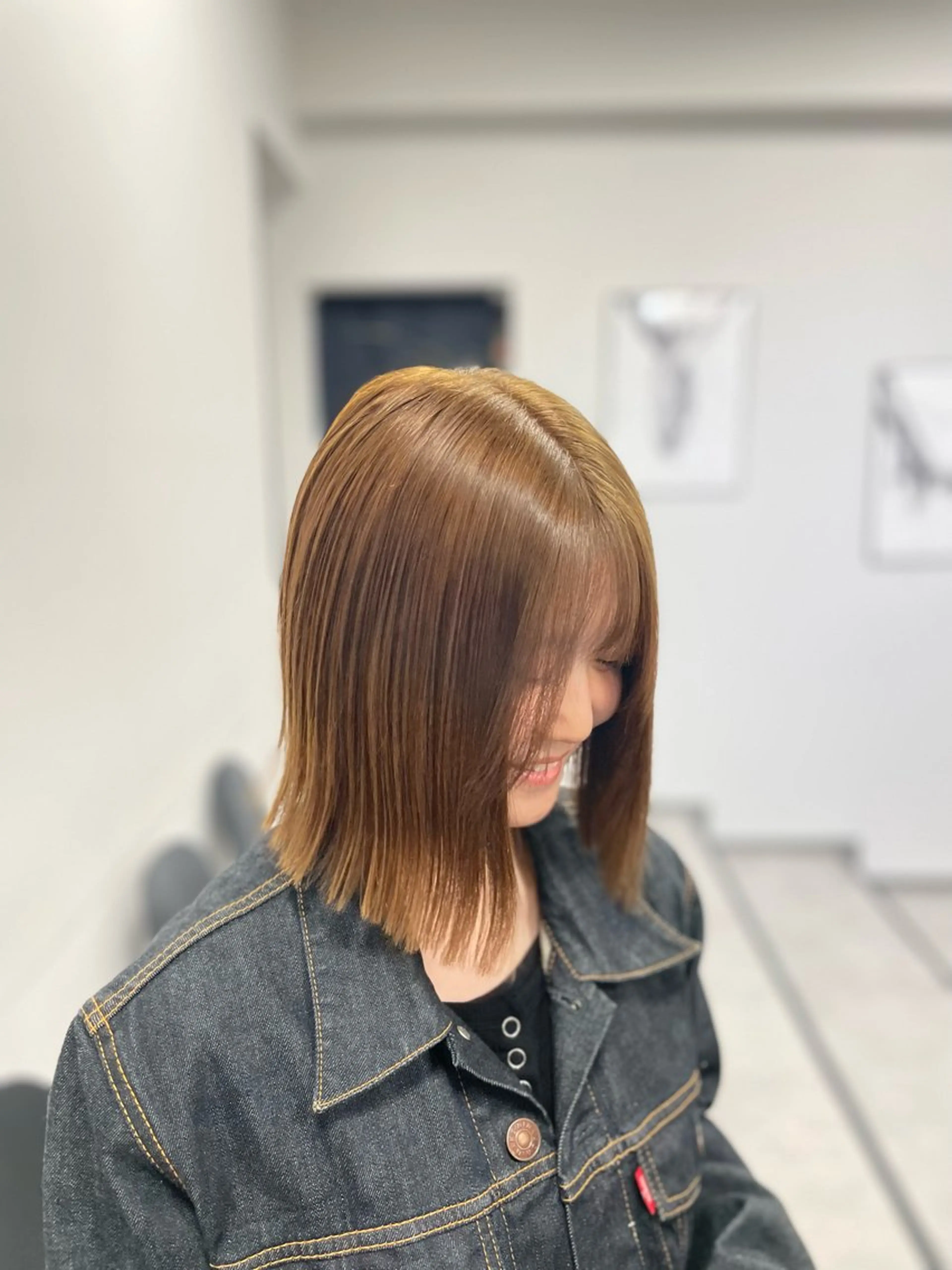 【ブリーチなしで透明感】Wカラー＋似合わせカット＋トリートメントの写真