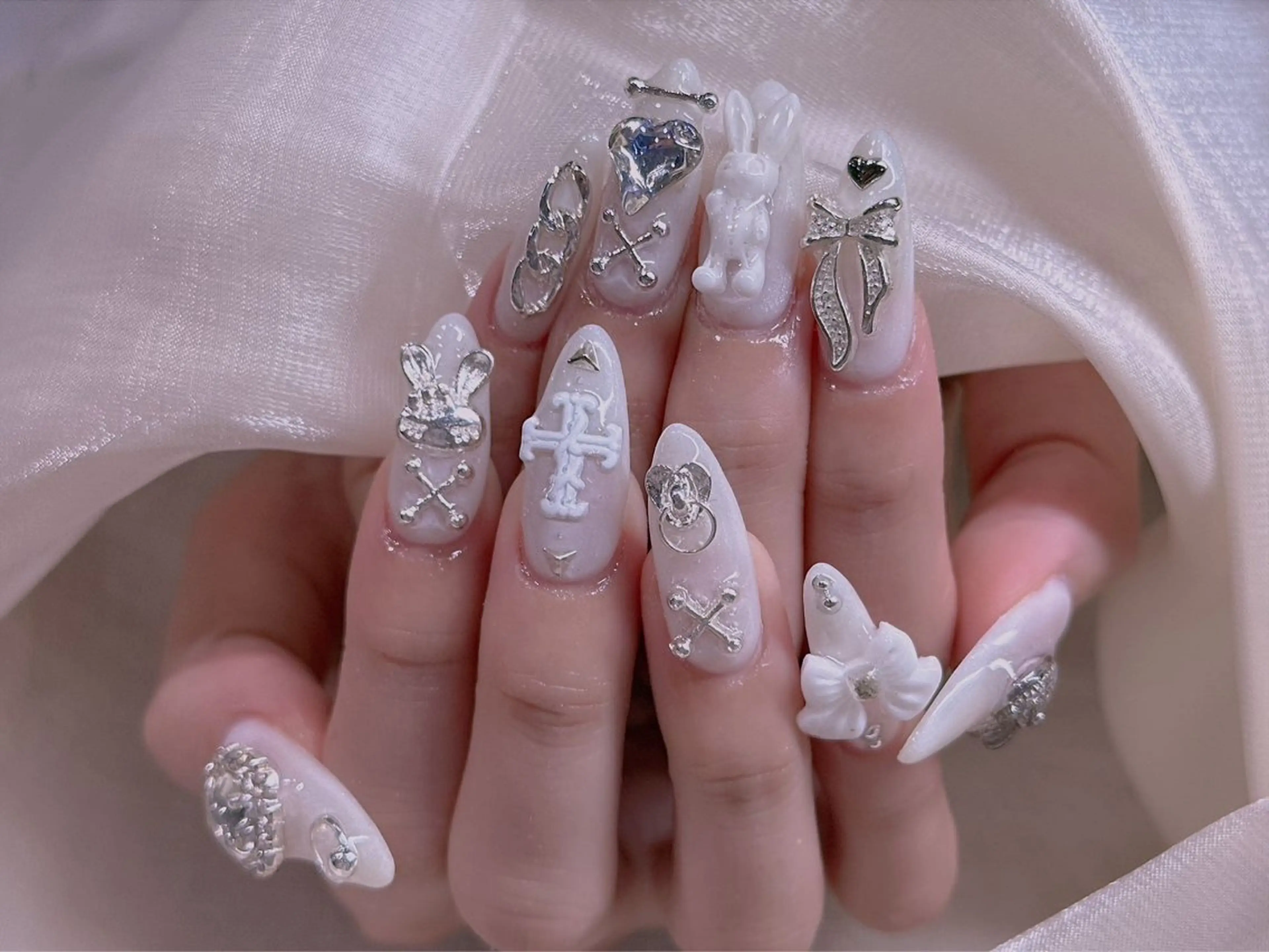 ネイル ハンドネイル エムズ ハヤシのネイルデザイン