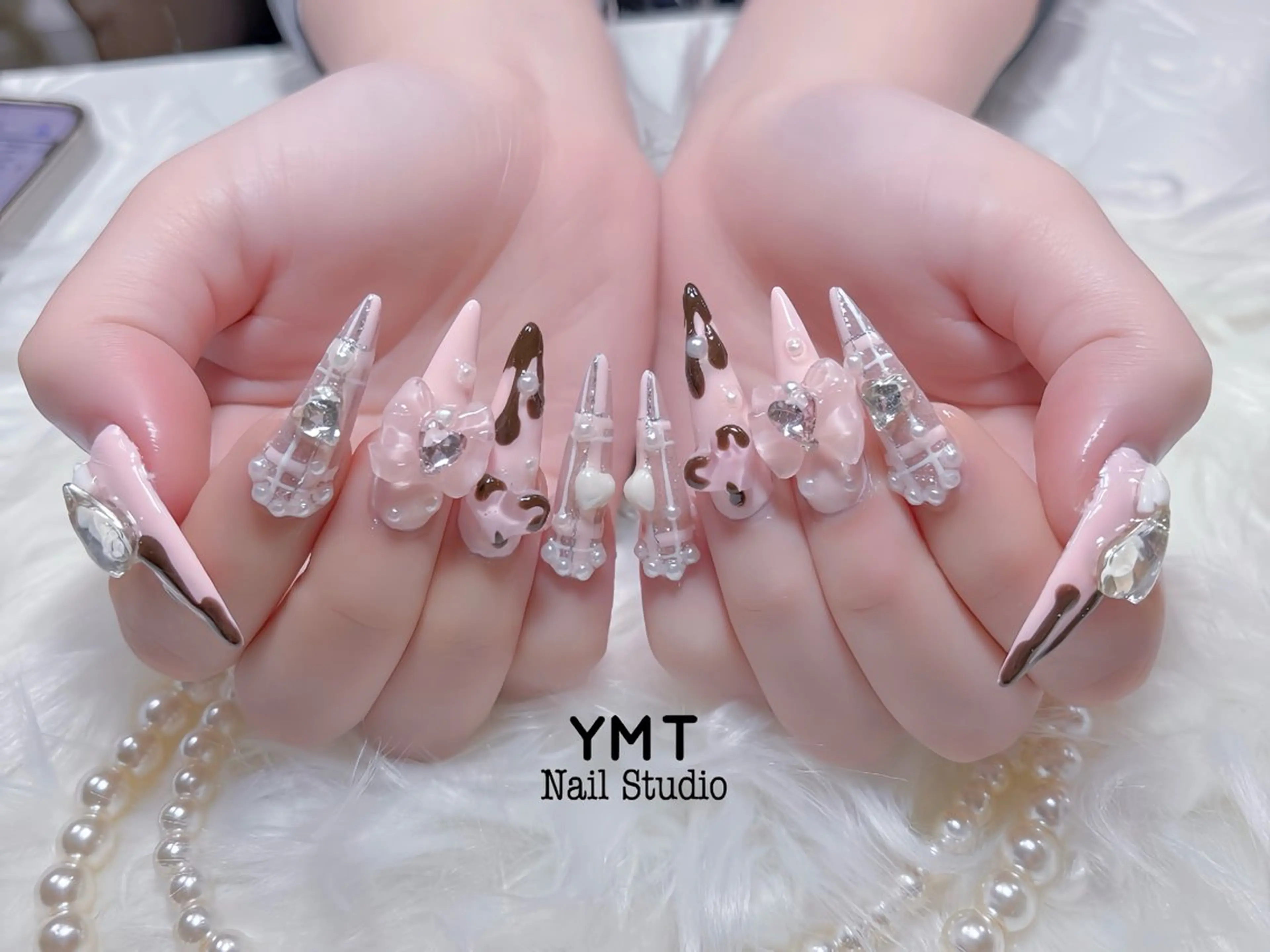 ネイル 長さ出し フットネイル ジェルネイル マグネットネイル 持ち込み ハンドネイル YMT.NailStudio所属・Pink NailStudioのネイルデザイン