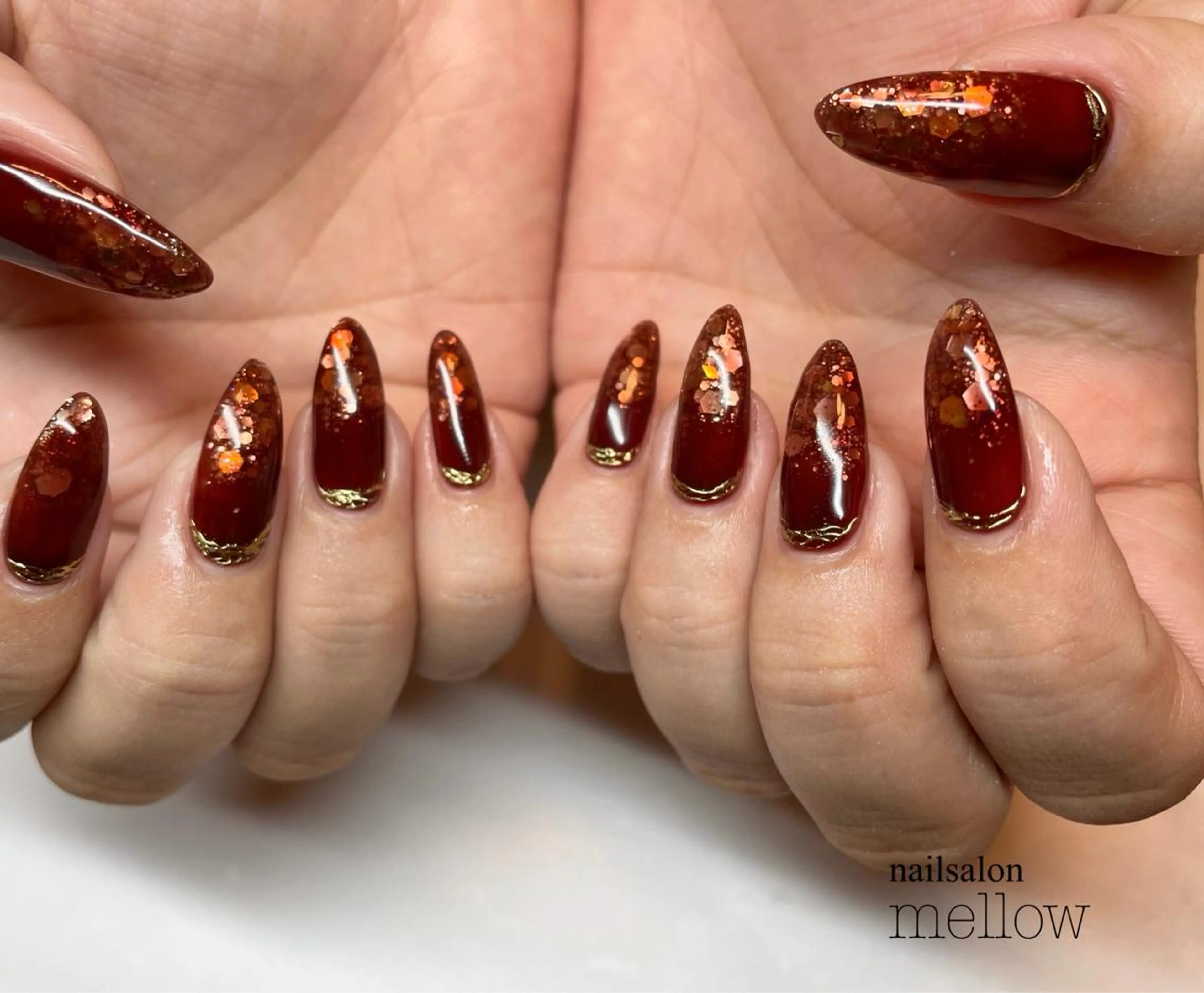 ネイル ブラウン ホログラムネイル 大山 浩美のネイルデザイン