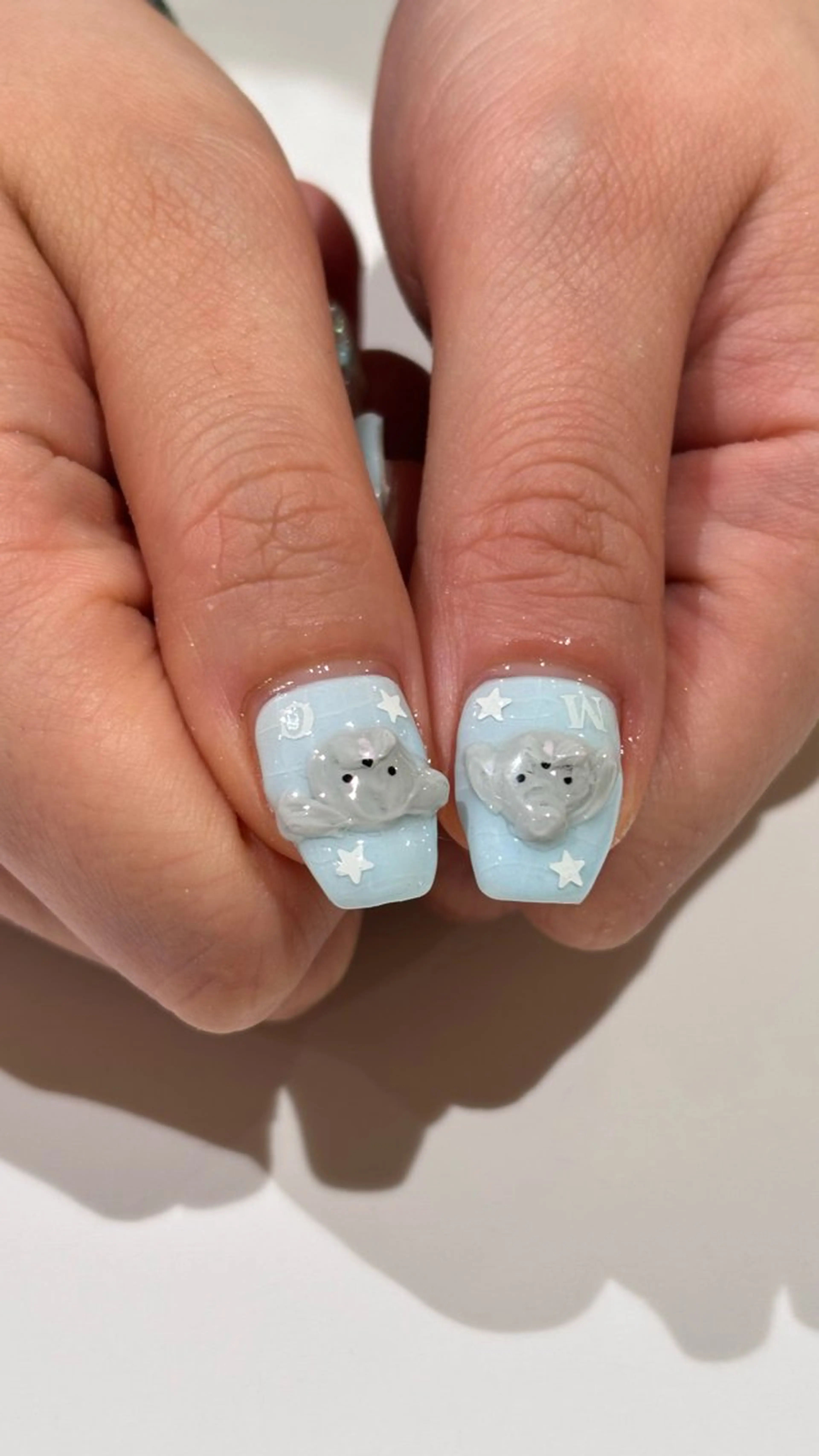 ネイル ハンドネイル 🤍 YUI 🤍のネイルデザイン