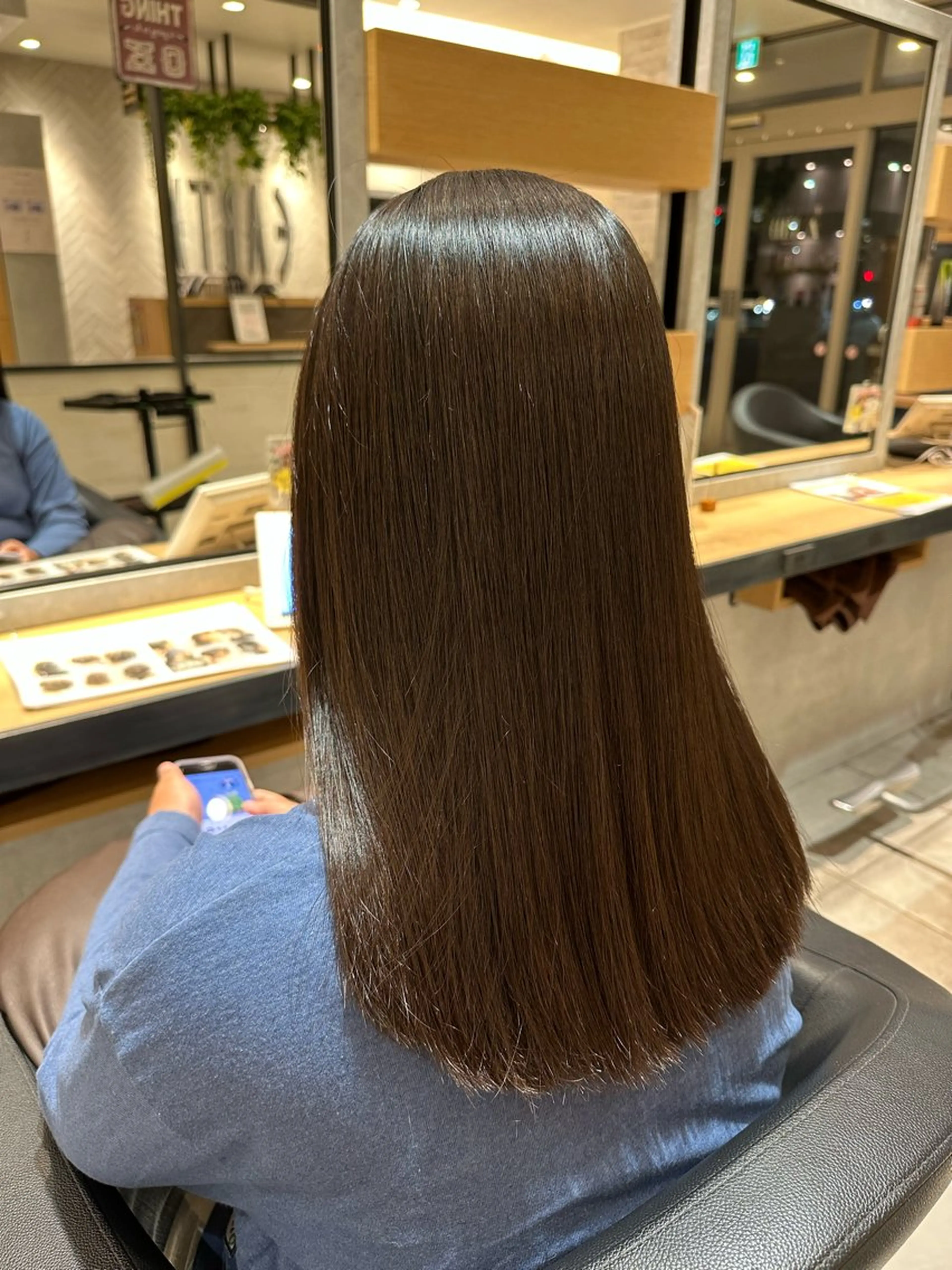 セミロング 小林 妃那のヘアスタイル