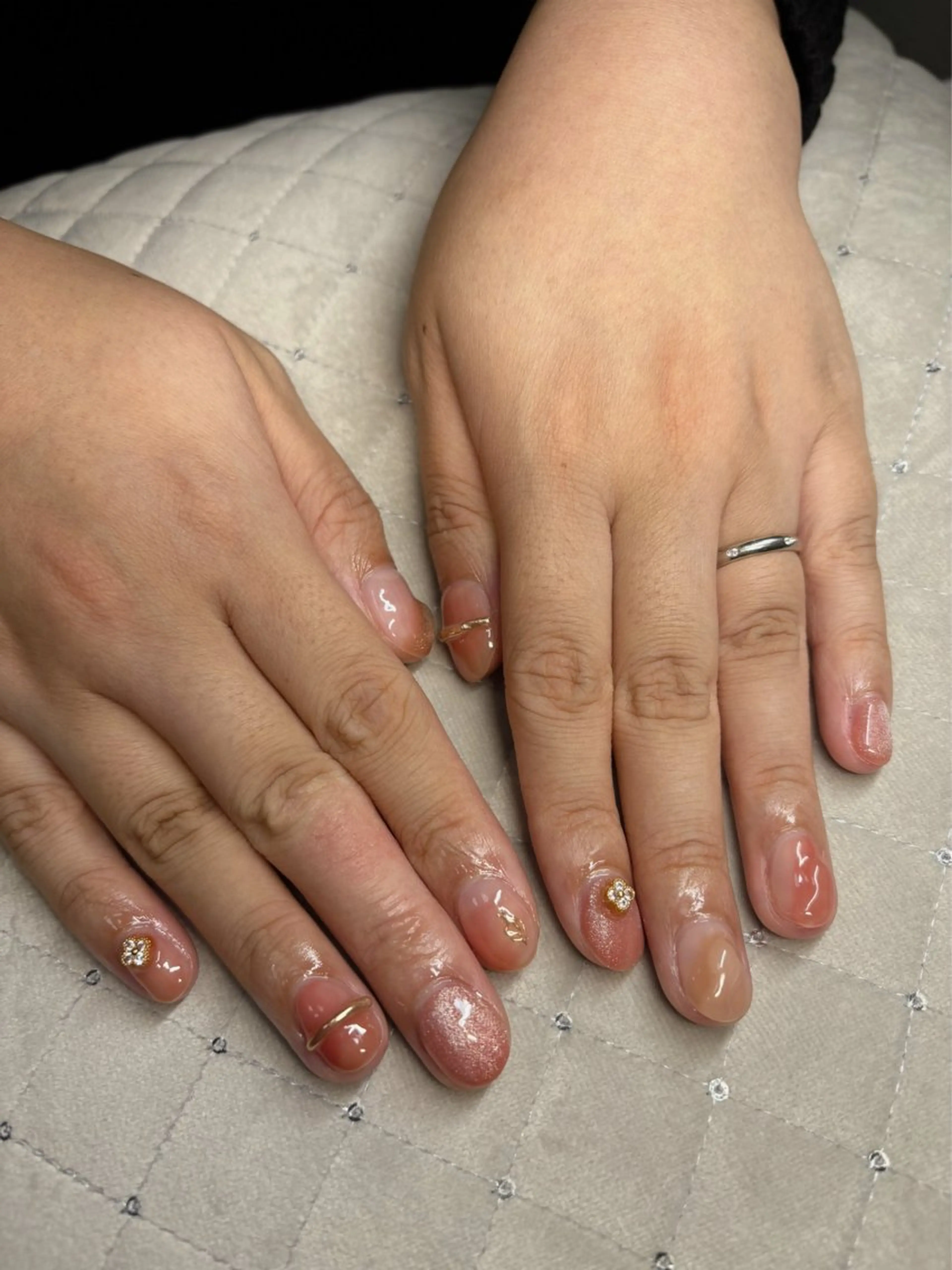 ネイル ハンドネイル STELLA ✩のネイルデザイン