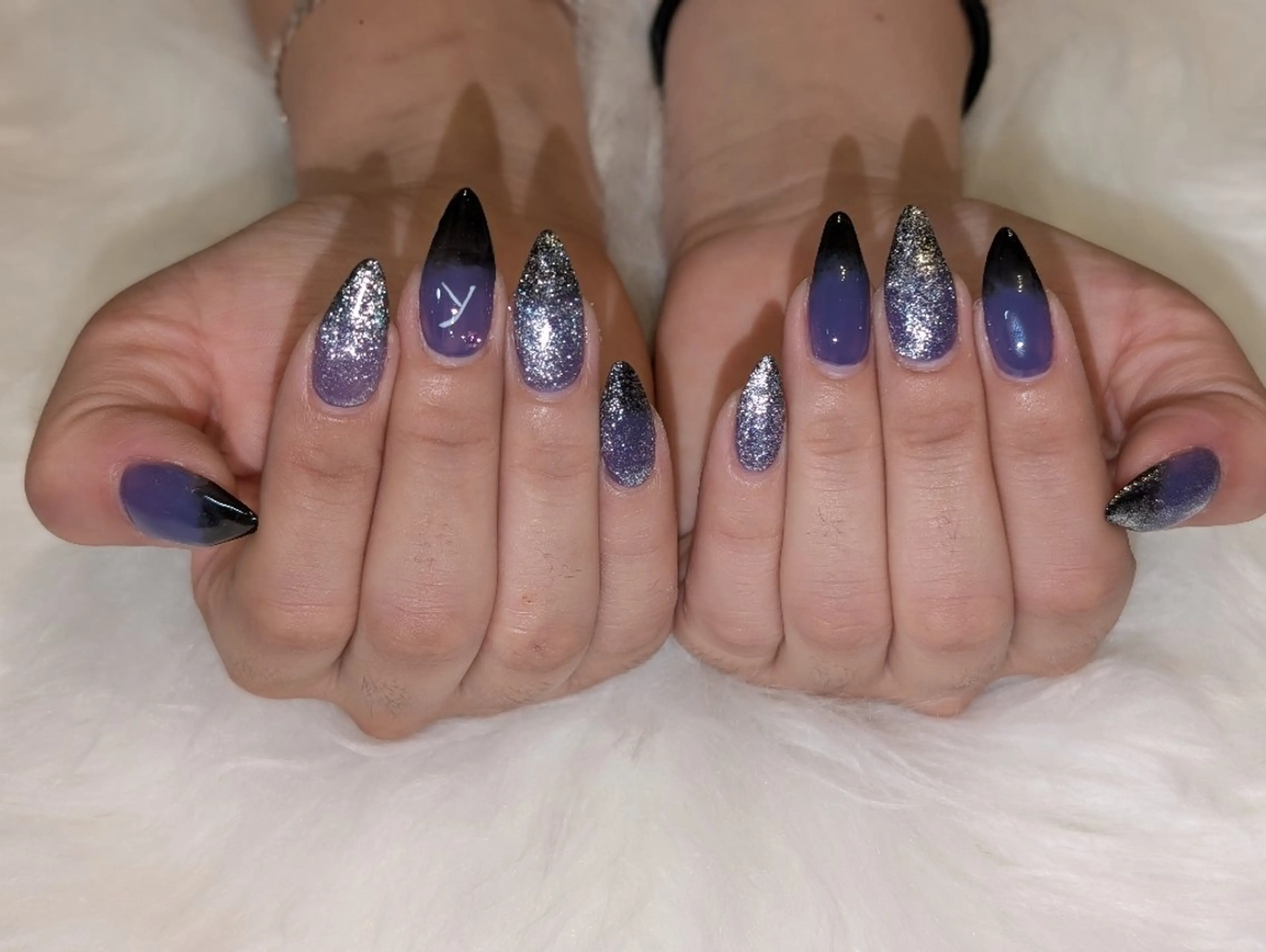 💅長さ出し+アート2本まで💅の写真