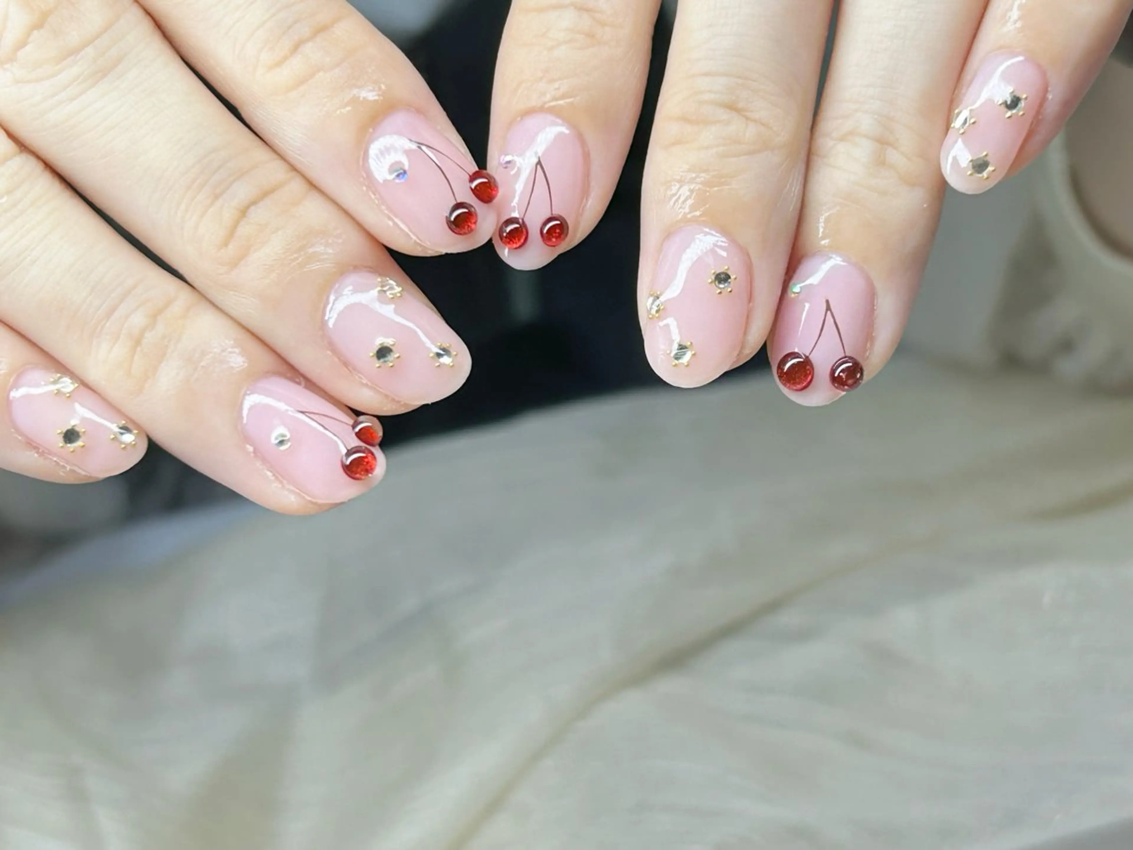 ネイル アートネイル チークネイル 成人式 入学式 長さ出し ハンドネイル Lino Nailのネイルデザイン