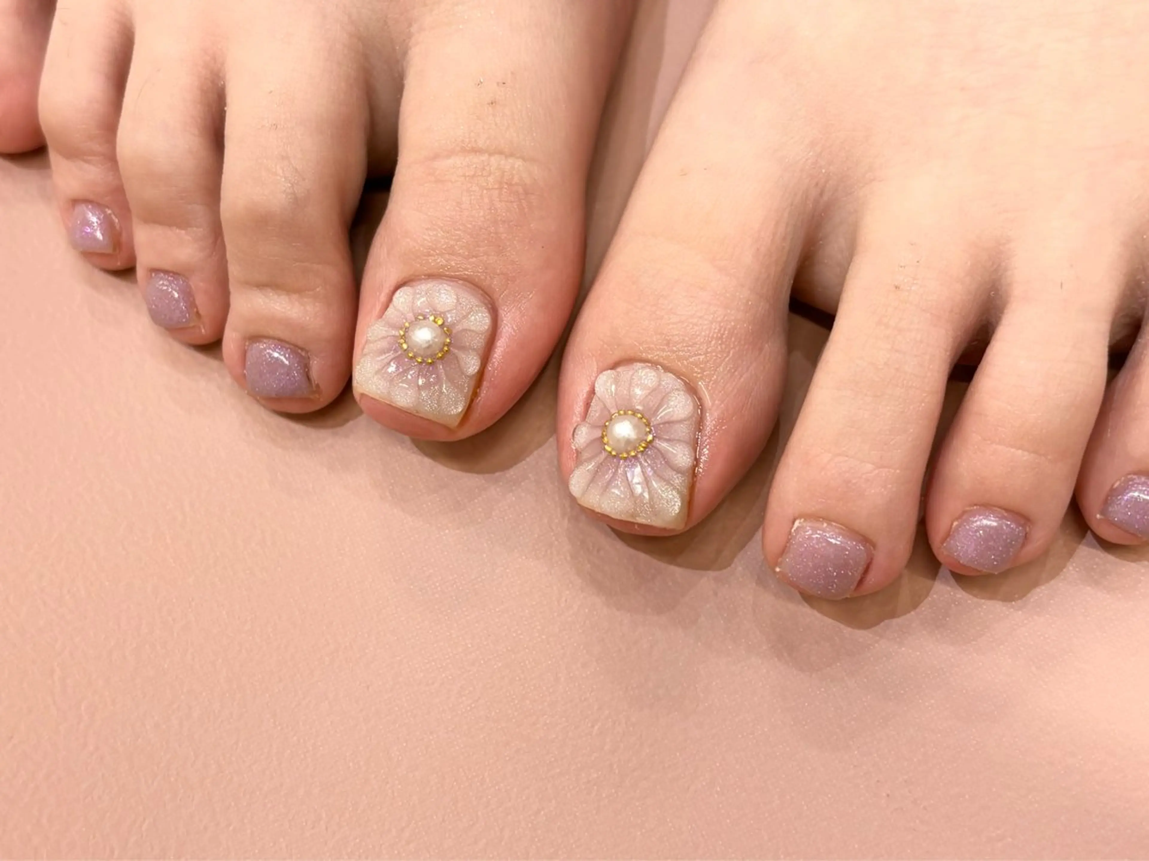 ネイル ぷっくりネイル LovesLaughs下上津役店所属・くろせ れいのネイルデザイン