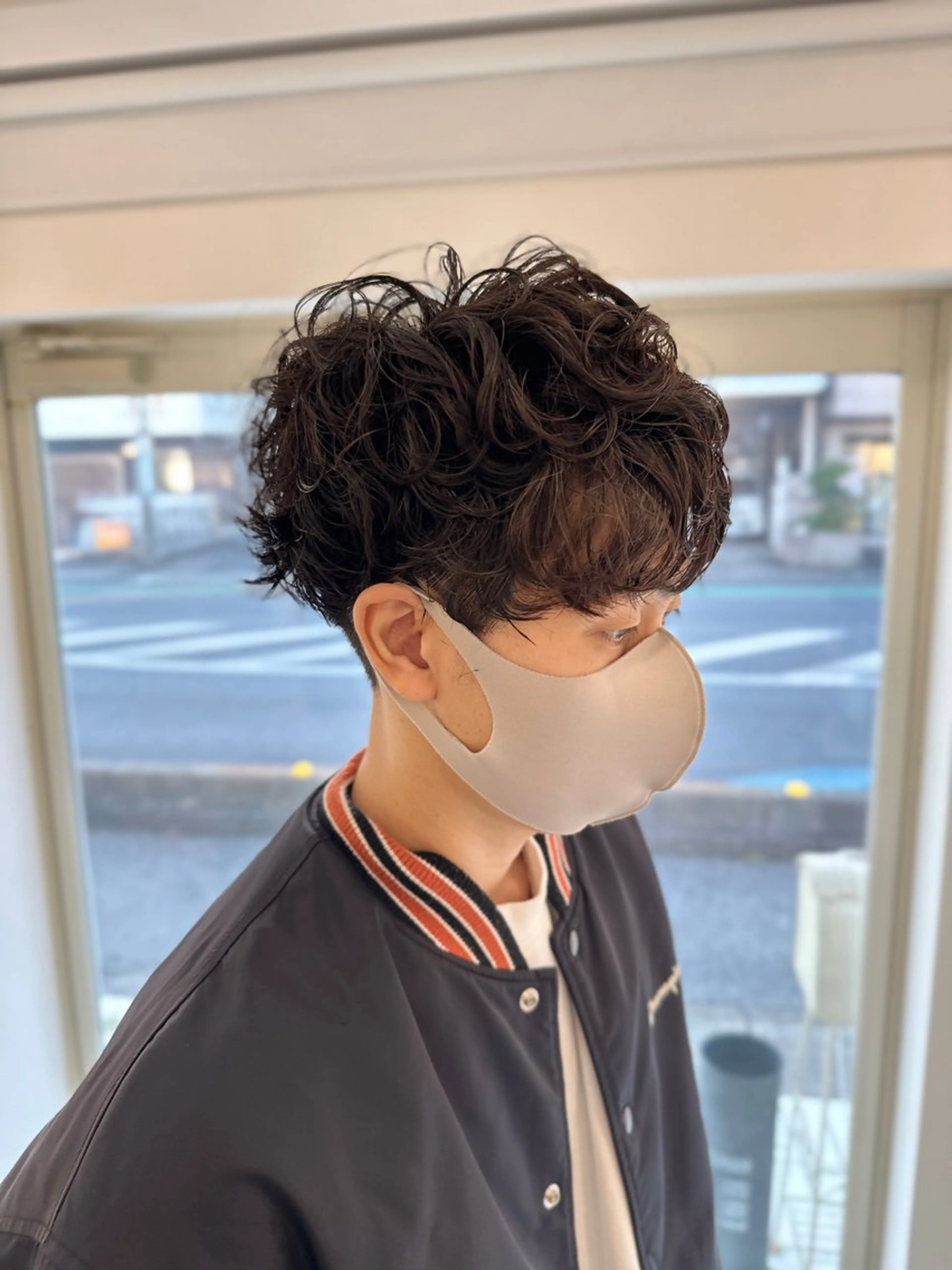 メンズ センターパート カルマパーマ メンズ韓国風 メンズパーマ 服部　翔太/ 似合わせカットカラーのヘアスタイル