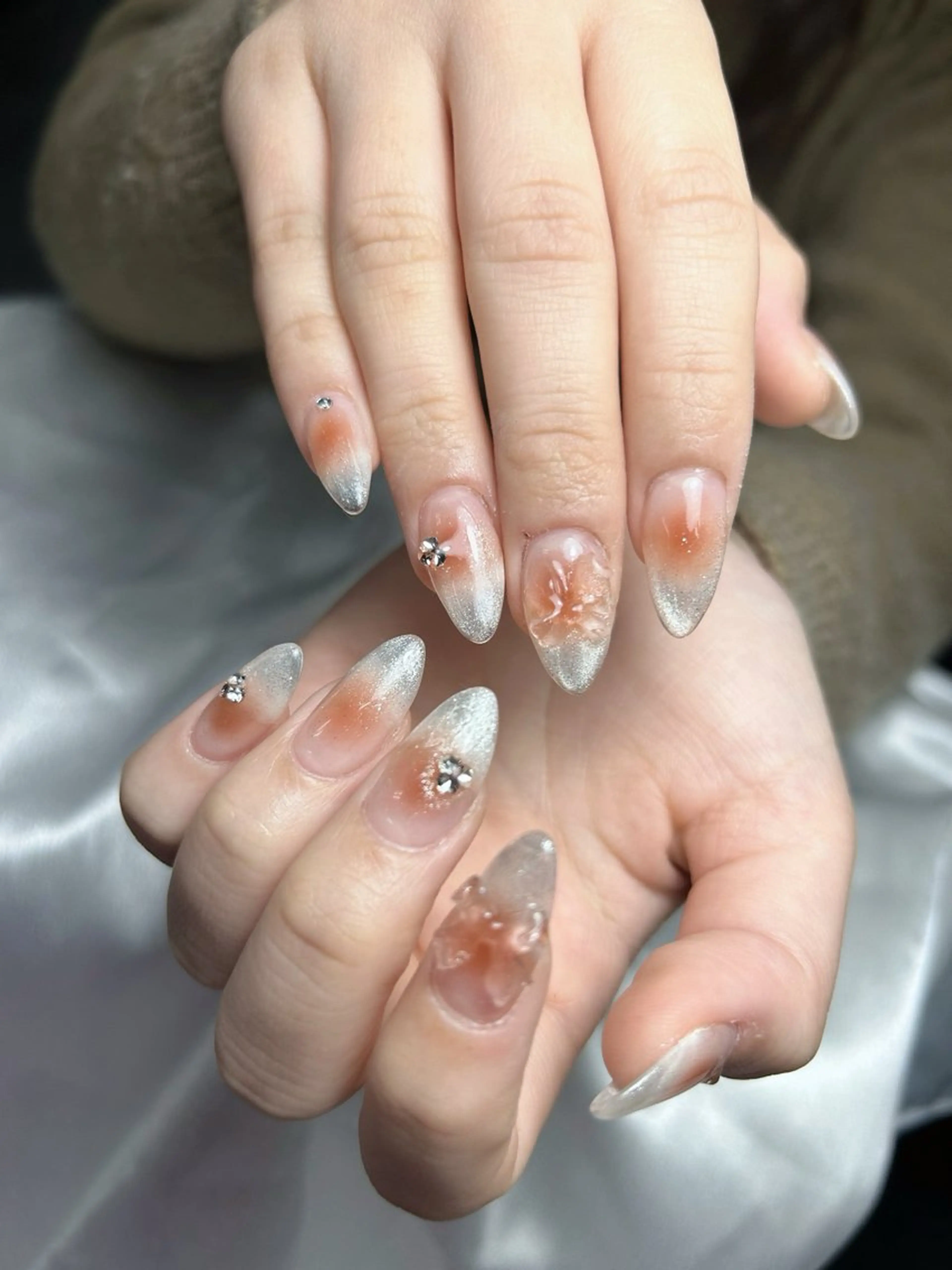 ネイル 韓国ネイル 持ち込み ニュアンスネイル ネイルチップ 冬ネイル RINN ANA.CHUOのネイルデザイン