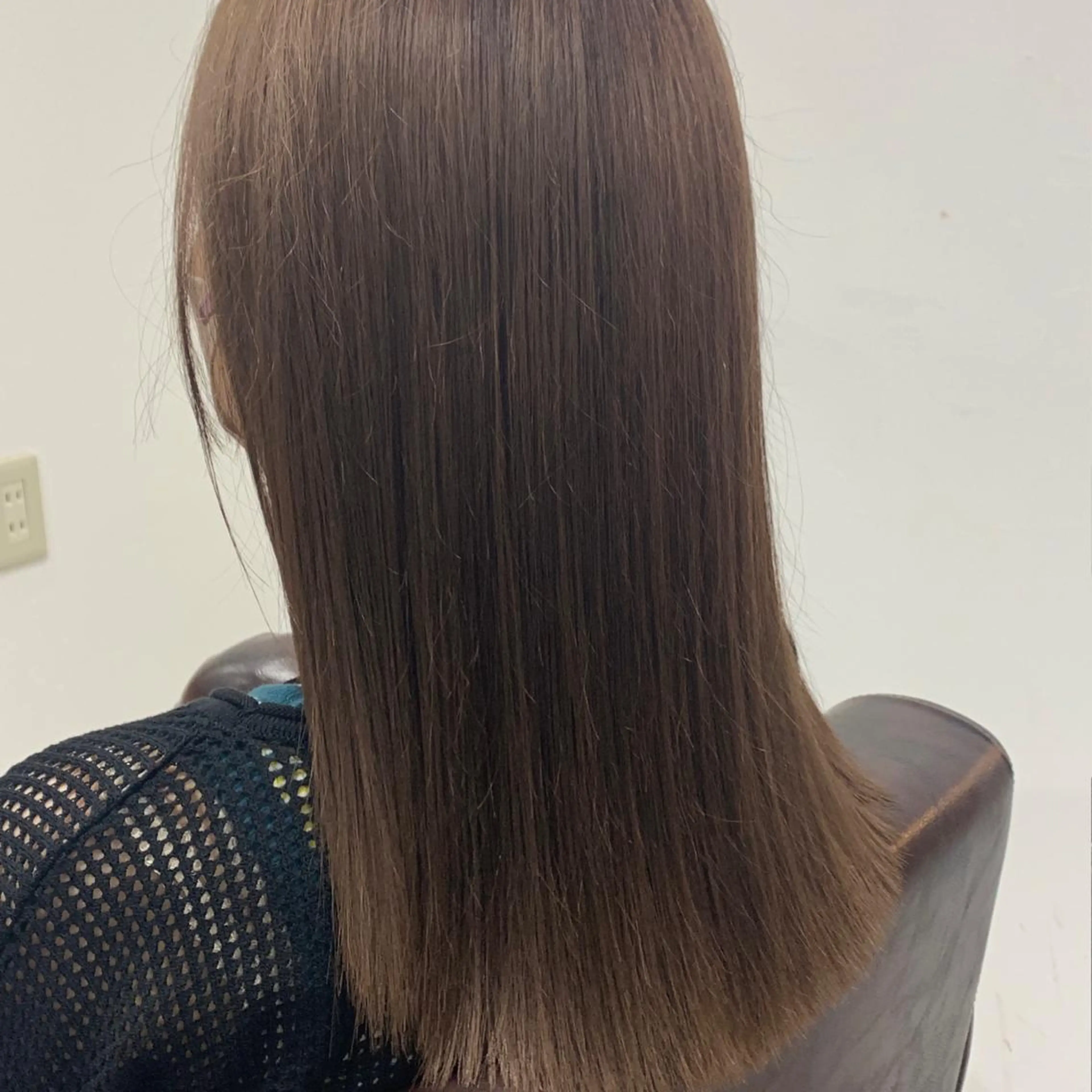 セミロング カラー ベージュカラー 透明感カラー カット ヘアカラー トリートメント ViVi by freedomのヘアスタイル