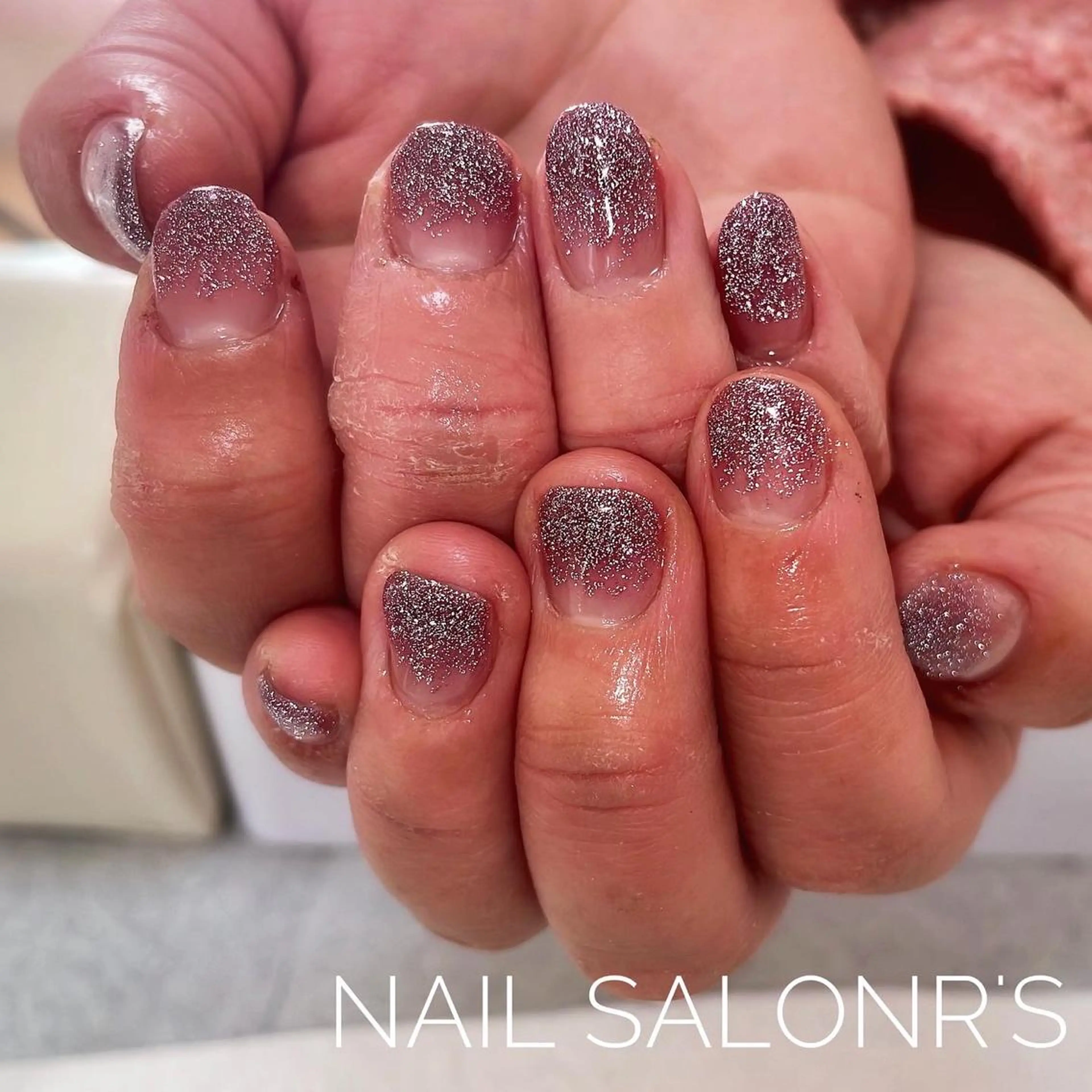 ネイル フラッシュネイル グラデーション ラメ(グリッター) ラメグラデーション 冬ネイル nail salon R'sのネイルデザイン