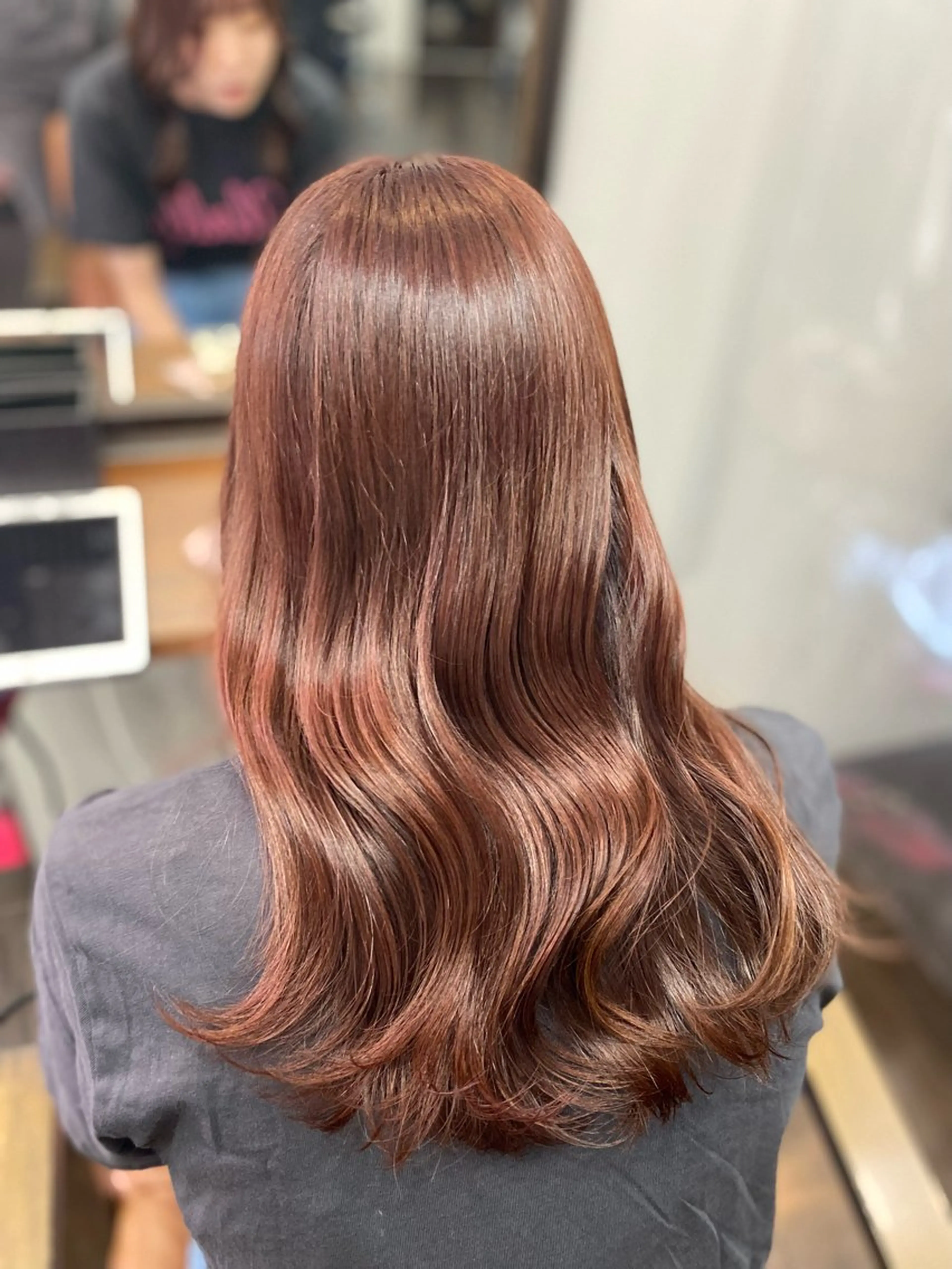 セミロング カラー ピンクカラー 透明感カラー名駅 名駅みゆのヘアスタイル