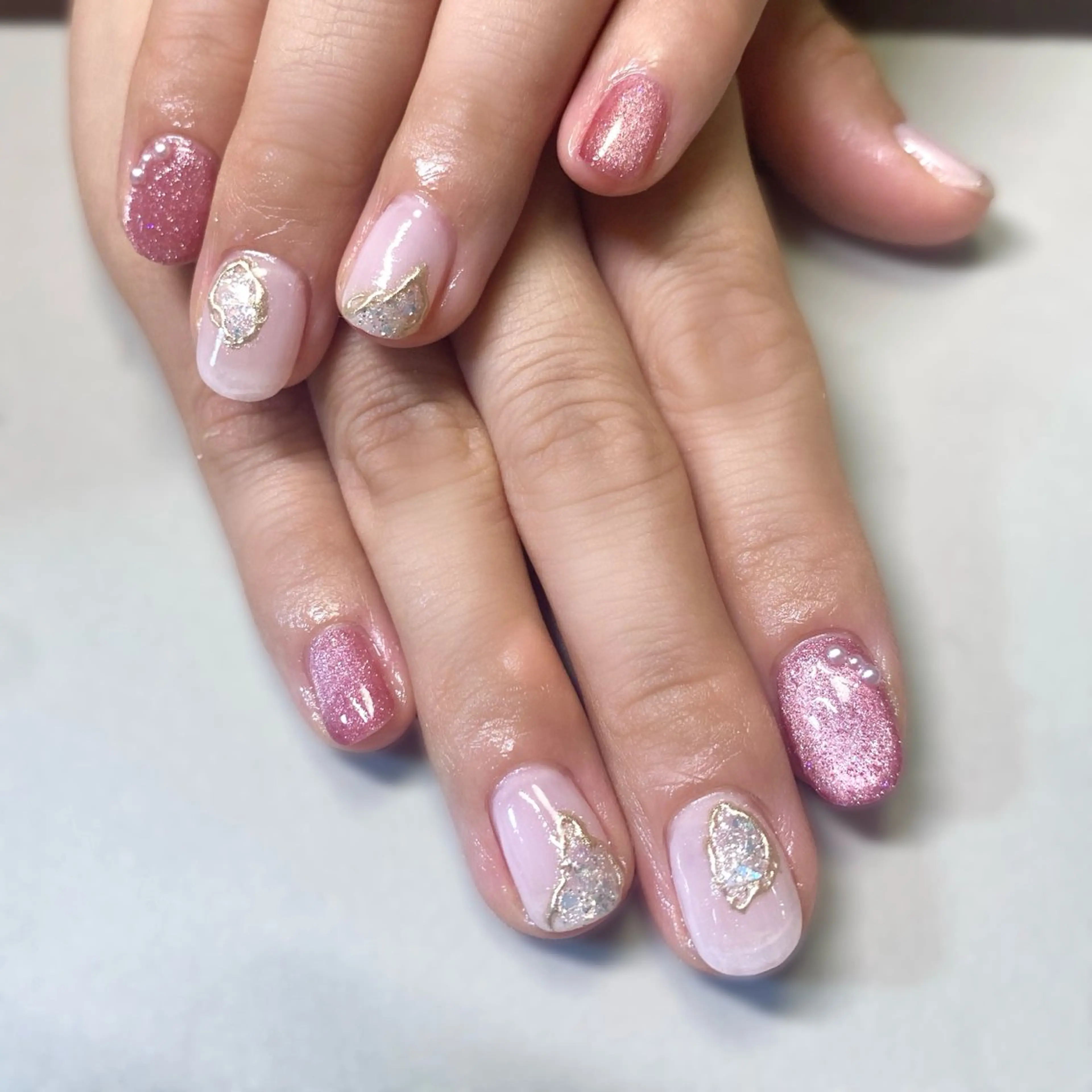 ネイル マグネットネイル ピンク Millé nail(ミレネイル)所属・Millé nail /MIKUのネイルデザイン
