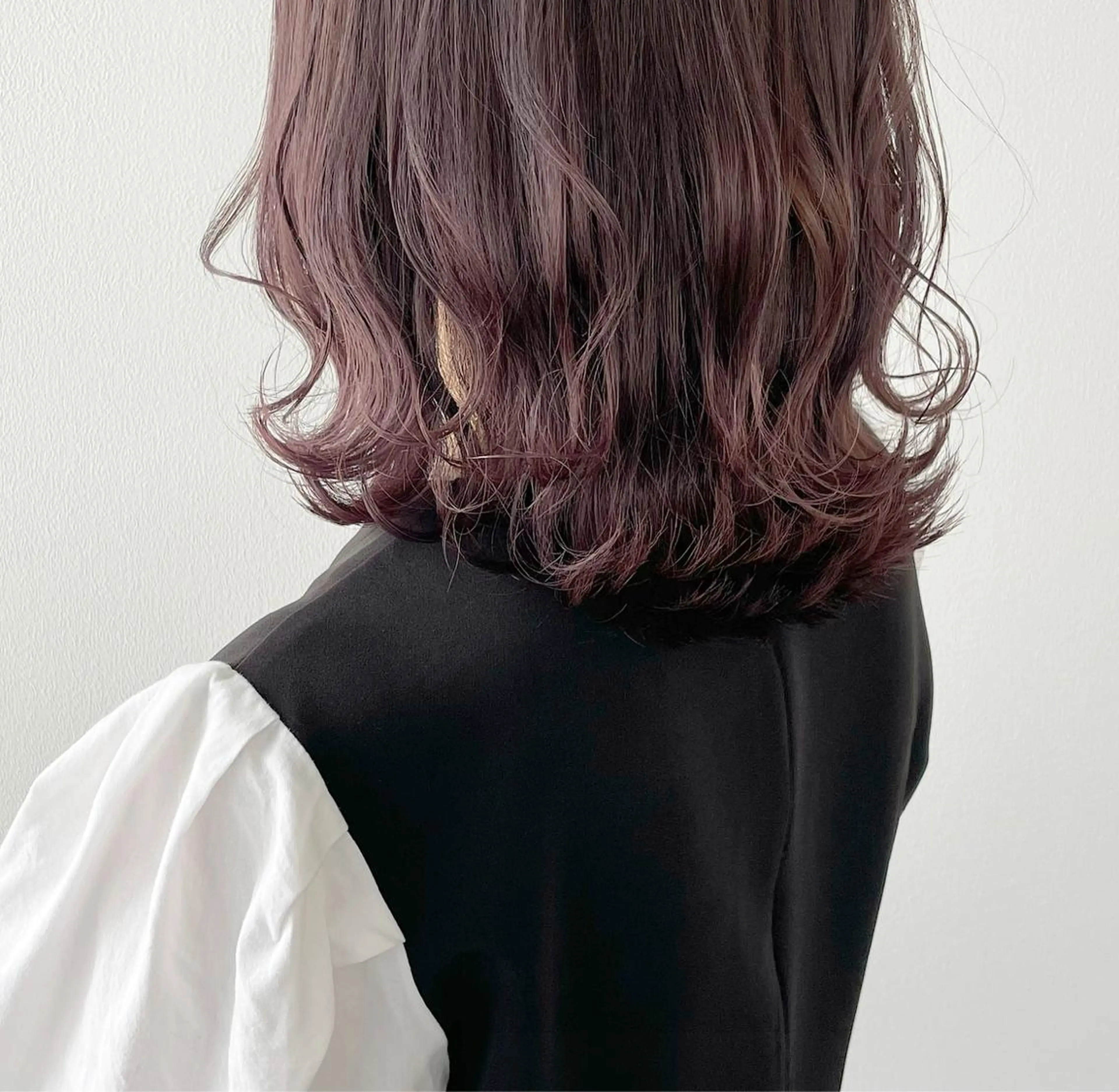 ミディアム カラー ヘアアレンジ autre所属・大久保 ひでなりのヘアスタイル