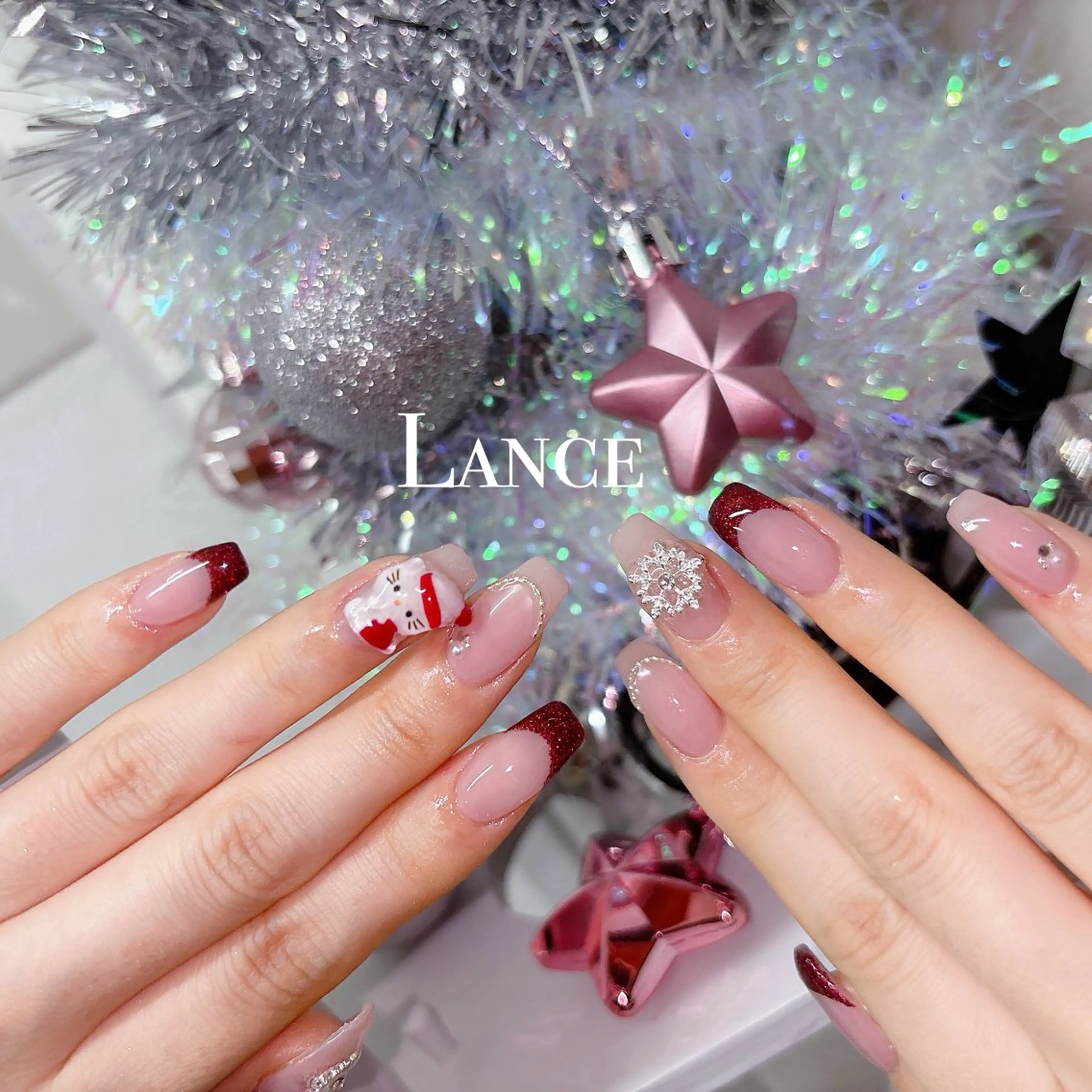 ネイル オーロラネイル フットネイル フレンチネイル ガラスフレンチ 氷ネイル・うるうるネイル Lance nailのネイルデザイン