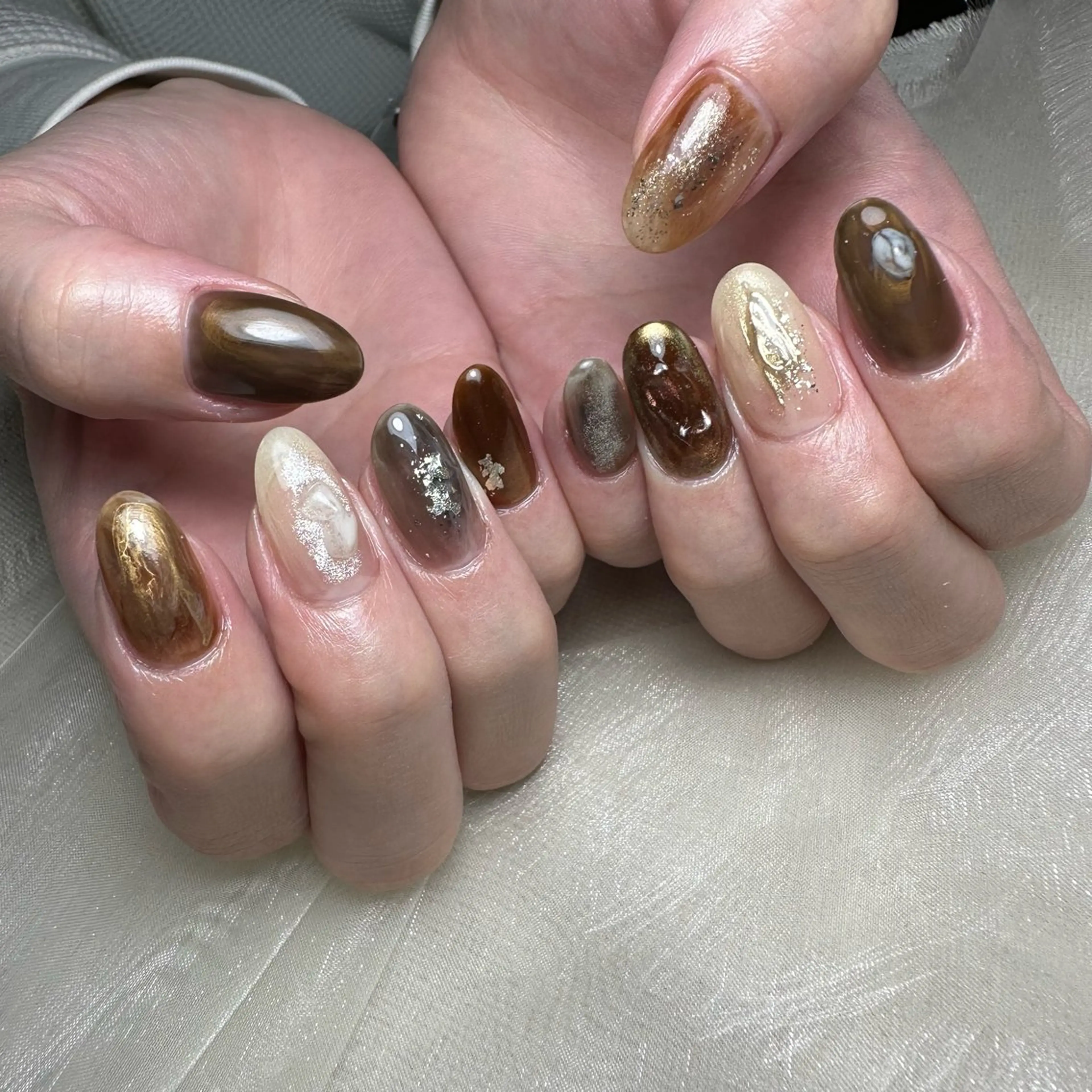 ネイル ハンドネイル repos~ルポ~所属・里見 麗のネイルデザイン