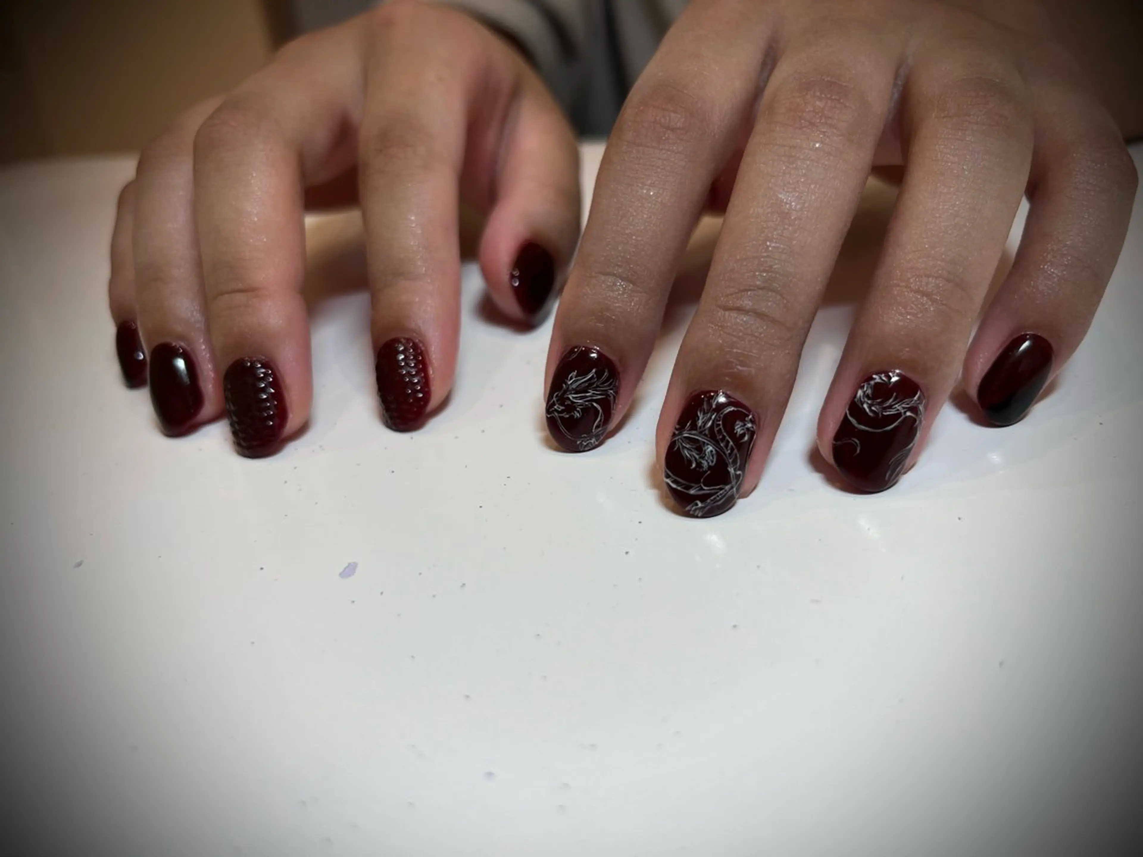 ネイル アートネイル ボルドー ジェルネイル 持ち込み パラジェル ハンドネイル himitsukichi所属・himitsu kichiのネイルデザイン