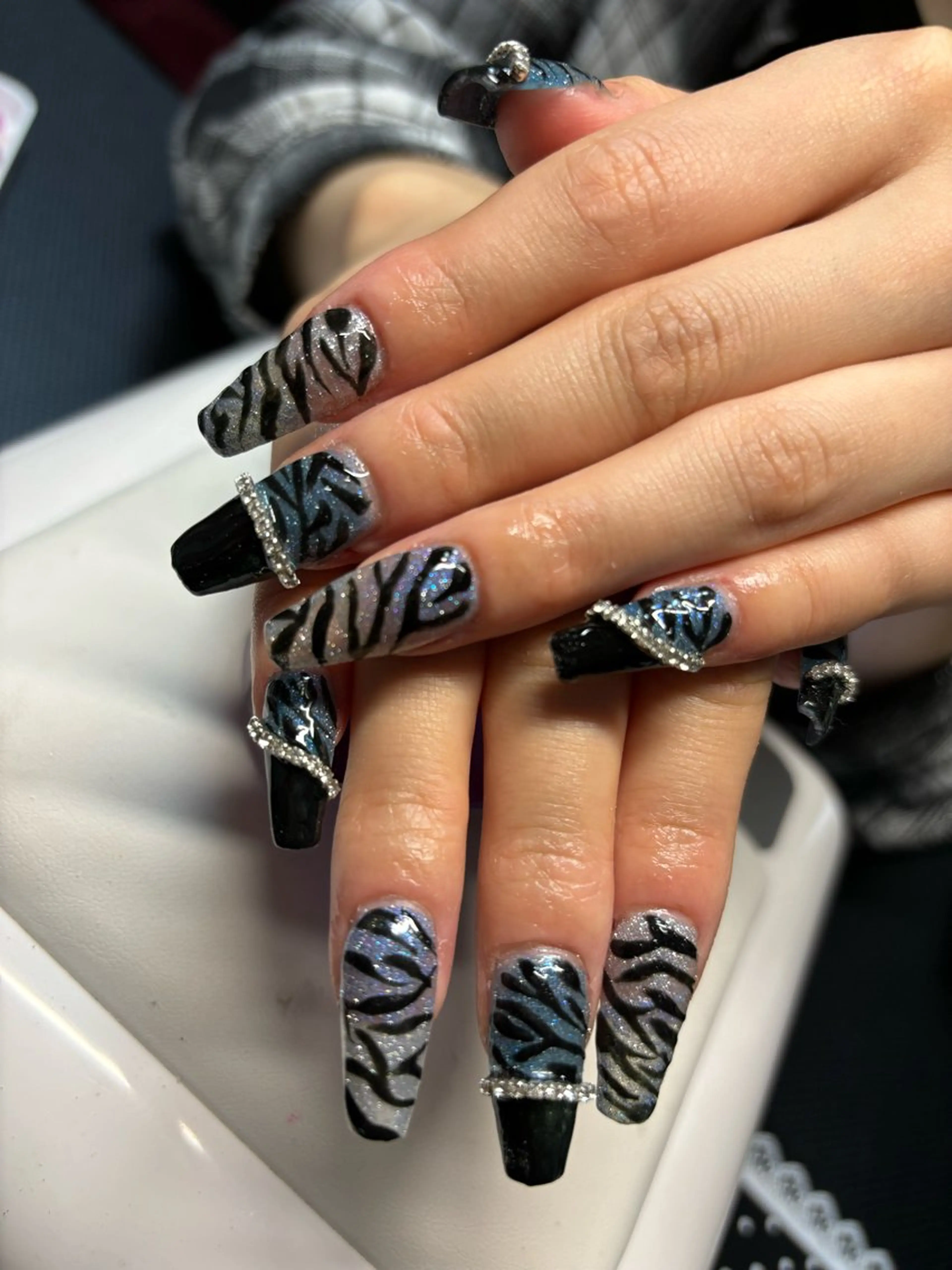ネイル NailSalona.k.a所属・k CHIORIのネイルデザイン
