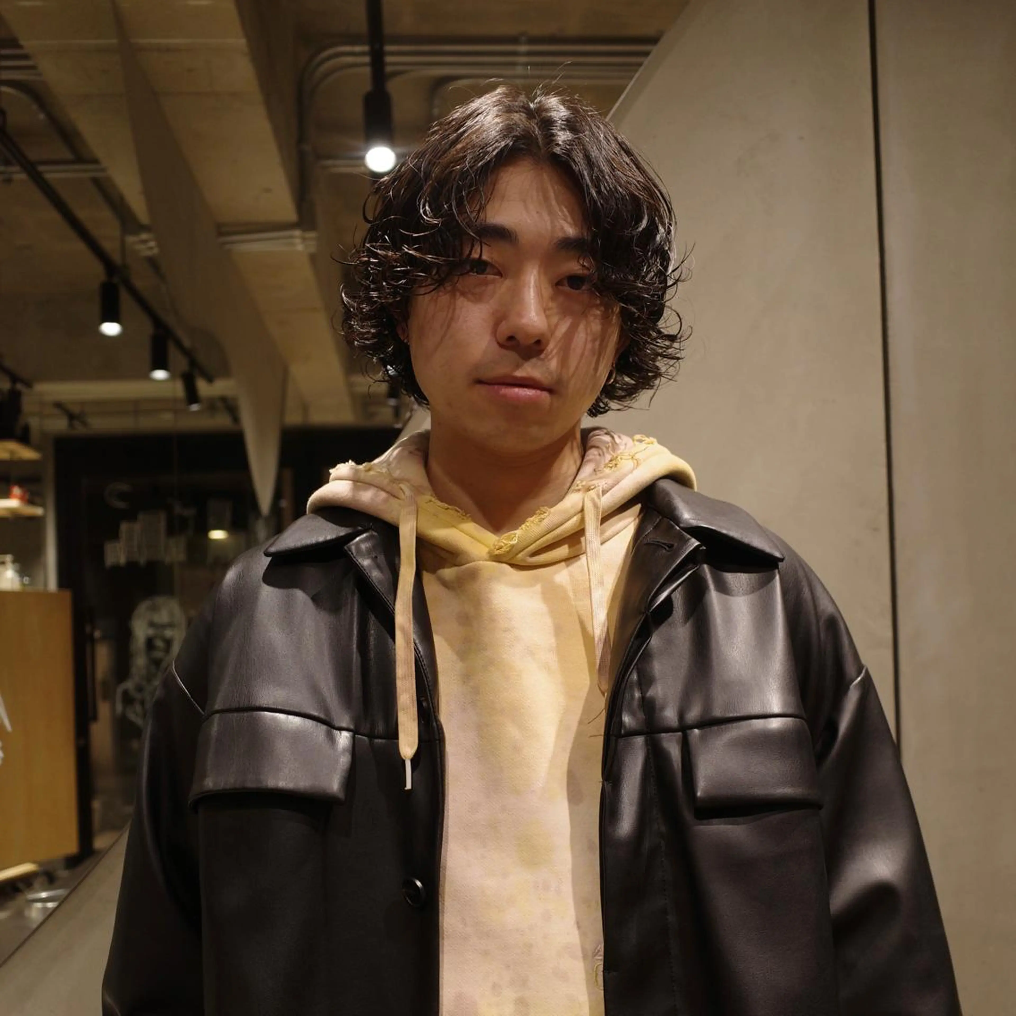 ミディアム パーマ メンズ ショートボブ ミディアムパーマ メンズブリーチ メンズデザインカット フェードカット カット パーマ 🌈圧倒的デザイン パーマ　関和希のヘアスタイル