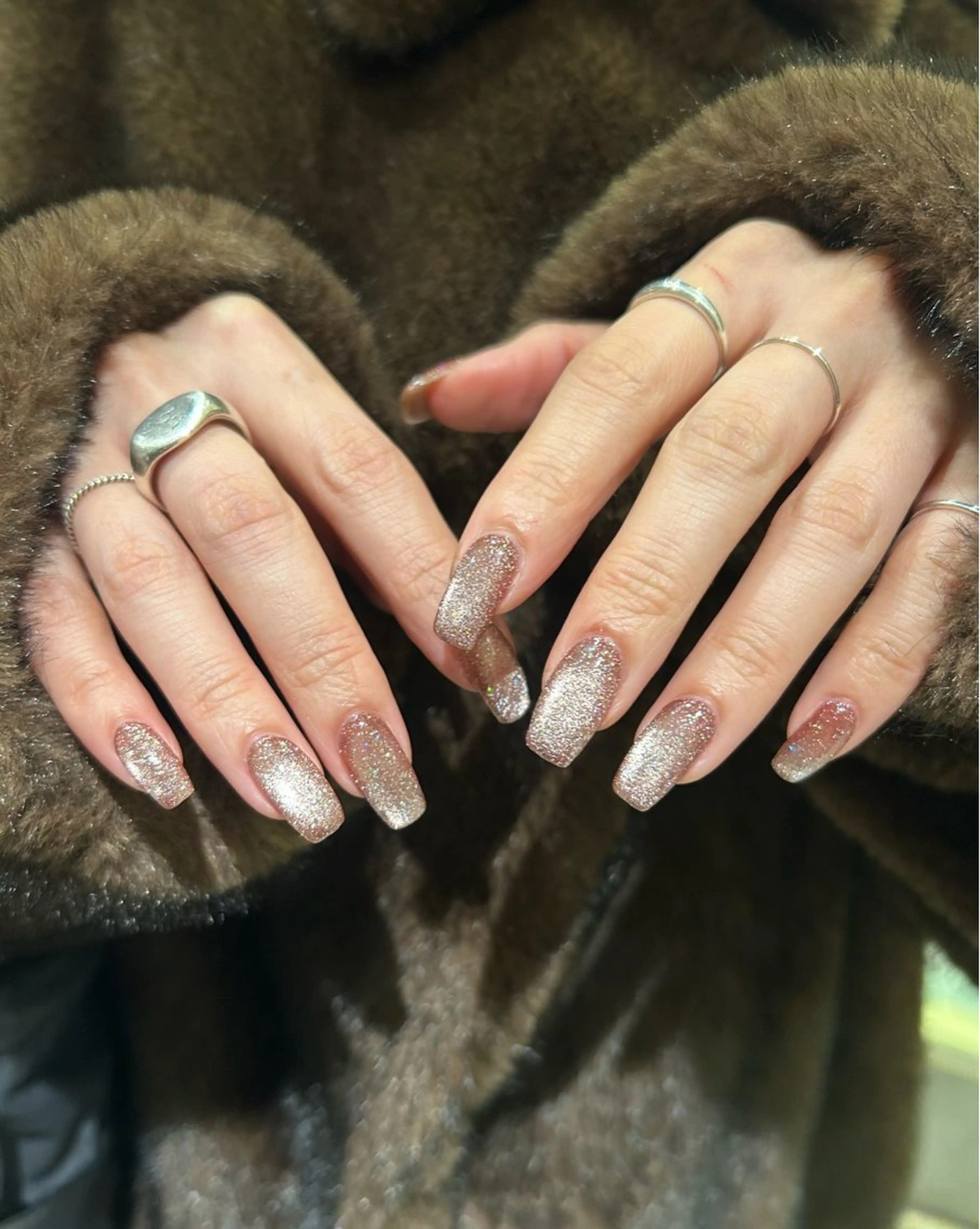 ネイル キラキラネイル マグネットネイル ハンドネイル deg゜ kurumiのネイルデザイン