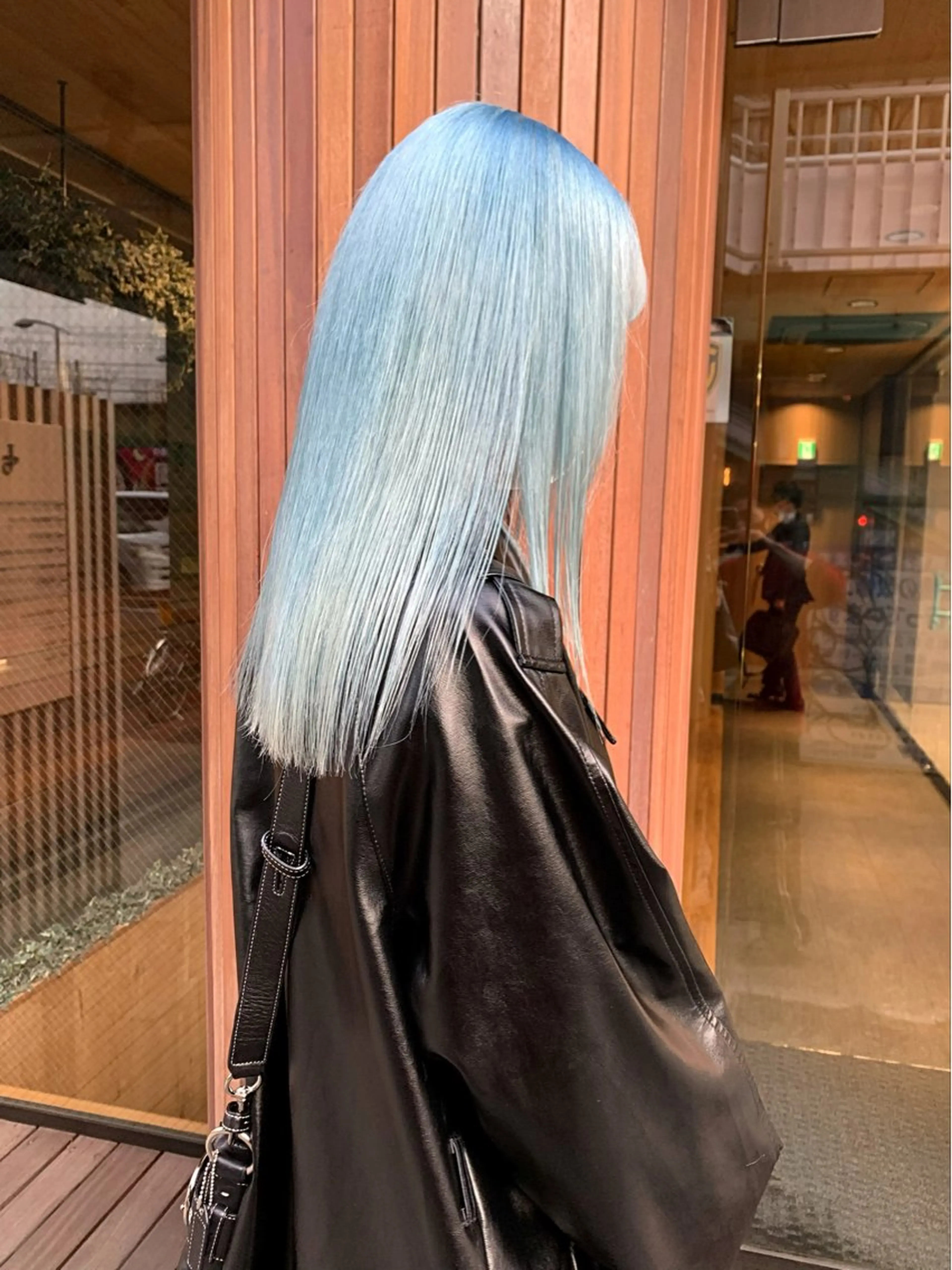 セミロング カラー ベージュカラー ブリーチ ブロンド ケアブリーチ グレージュ Beleza Shibuya所属・ヒロミ/ミルクティー /ブロンド/ピンクのヘアスタイル