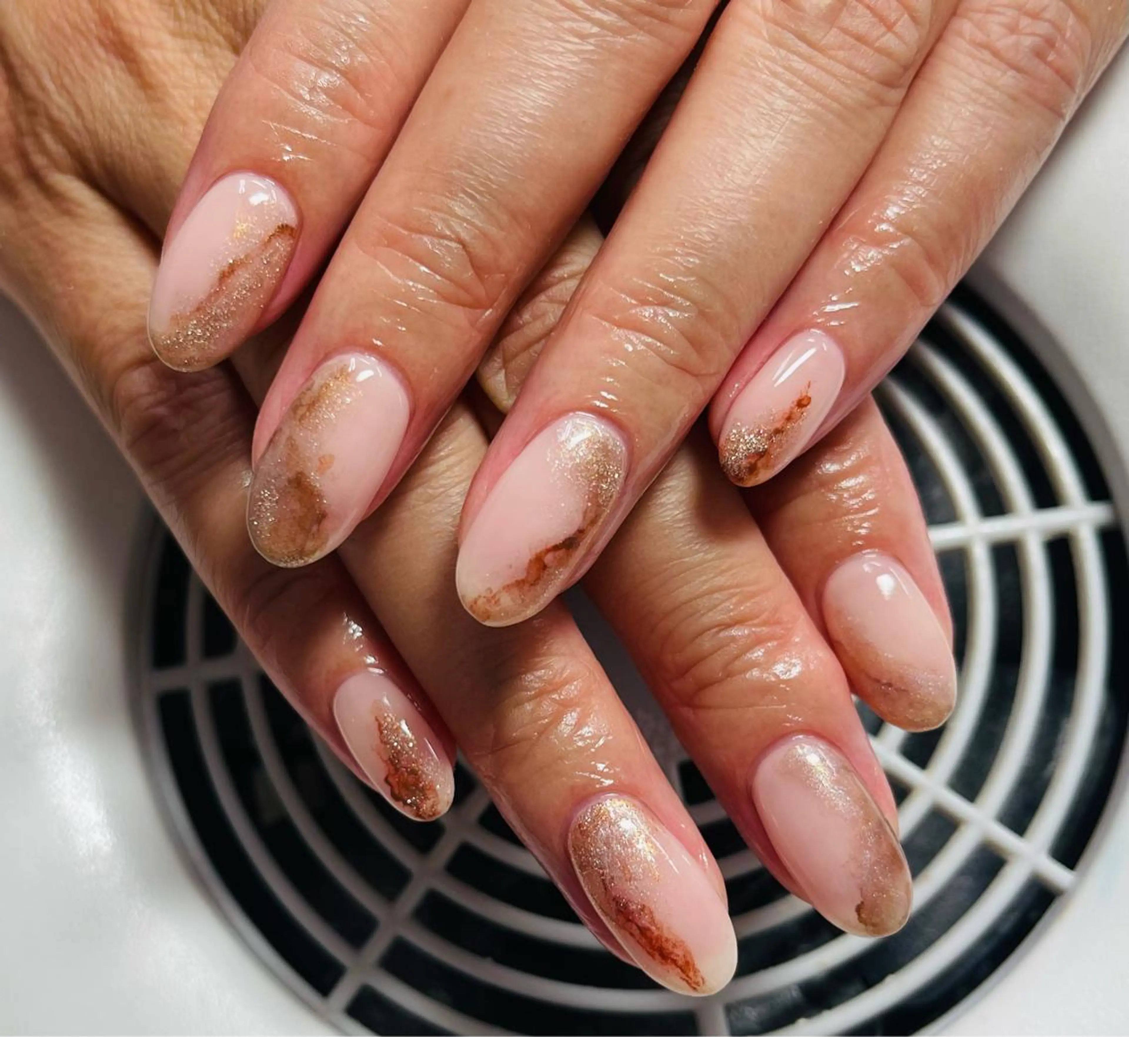 ネイル Nail Room  alma所属・立石 麗奈のネイルデザイン