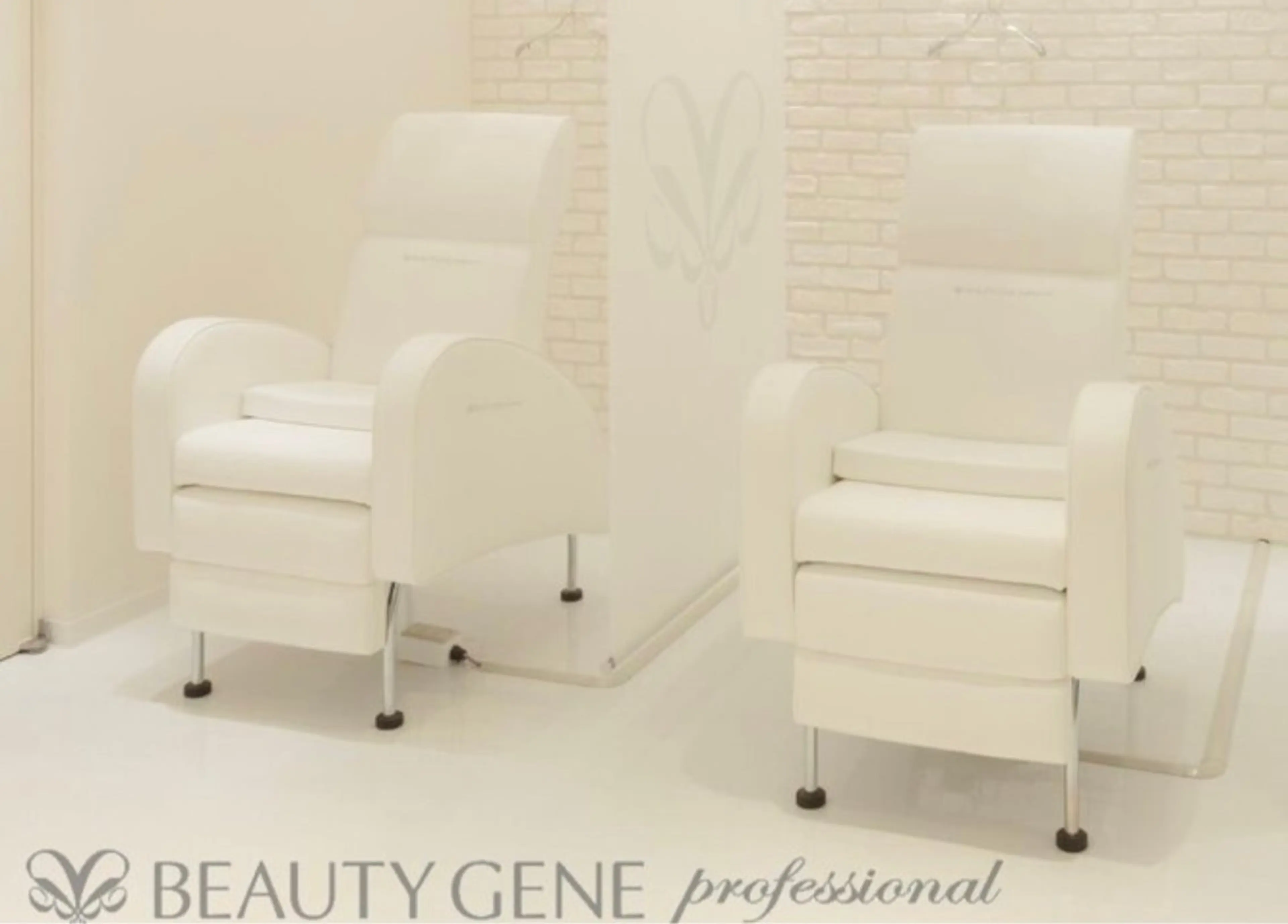 BEAUTY GENE professional所属・えのもと ゆきの眉毛・アイブロウイメージ