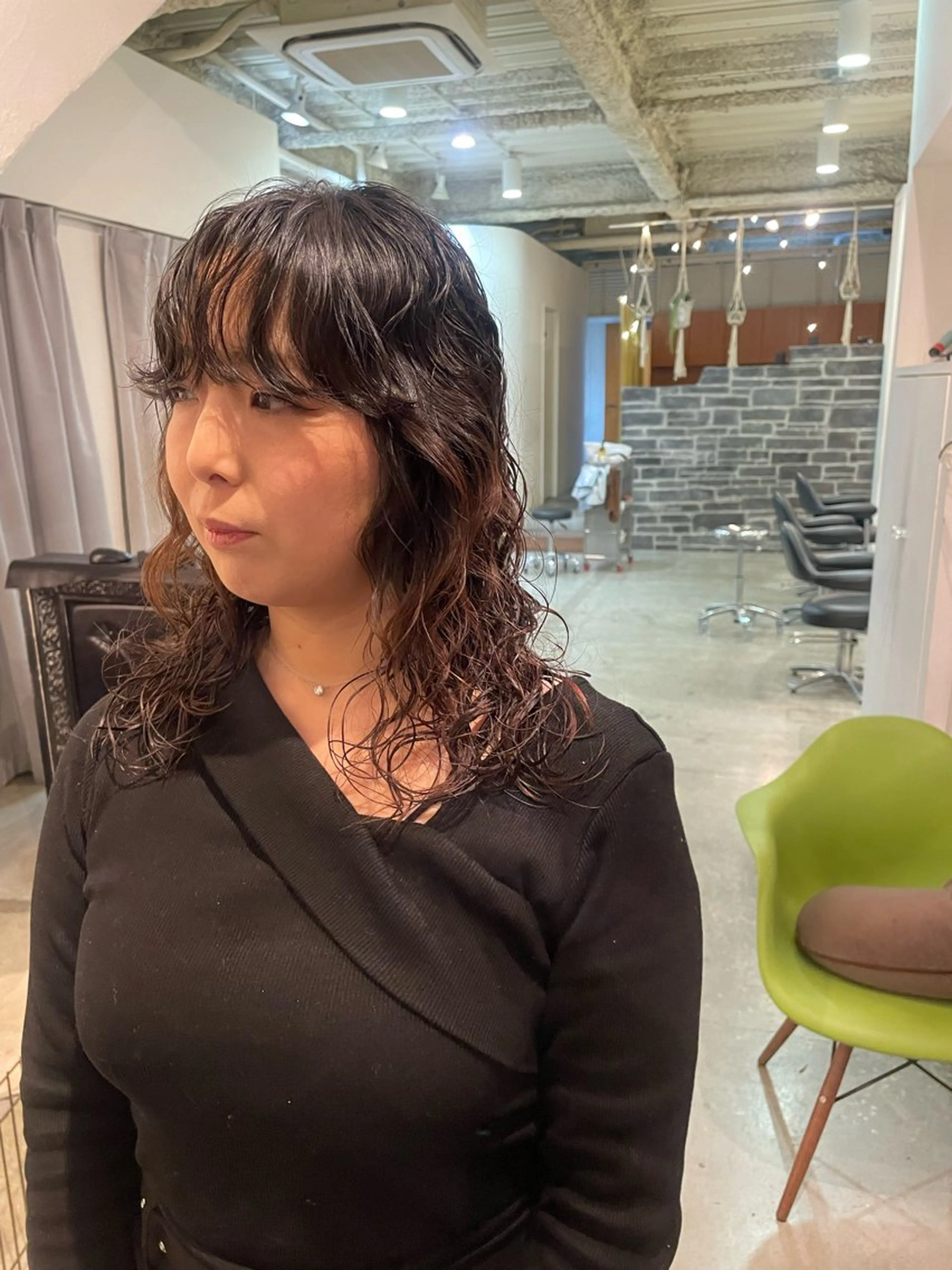 ロング パーマ Barouche所属・パーマ 西川二葉のヘアスタイル