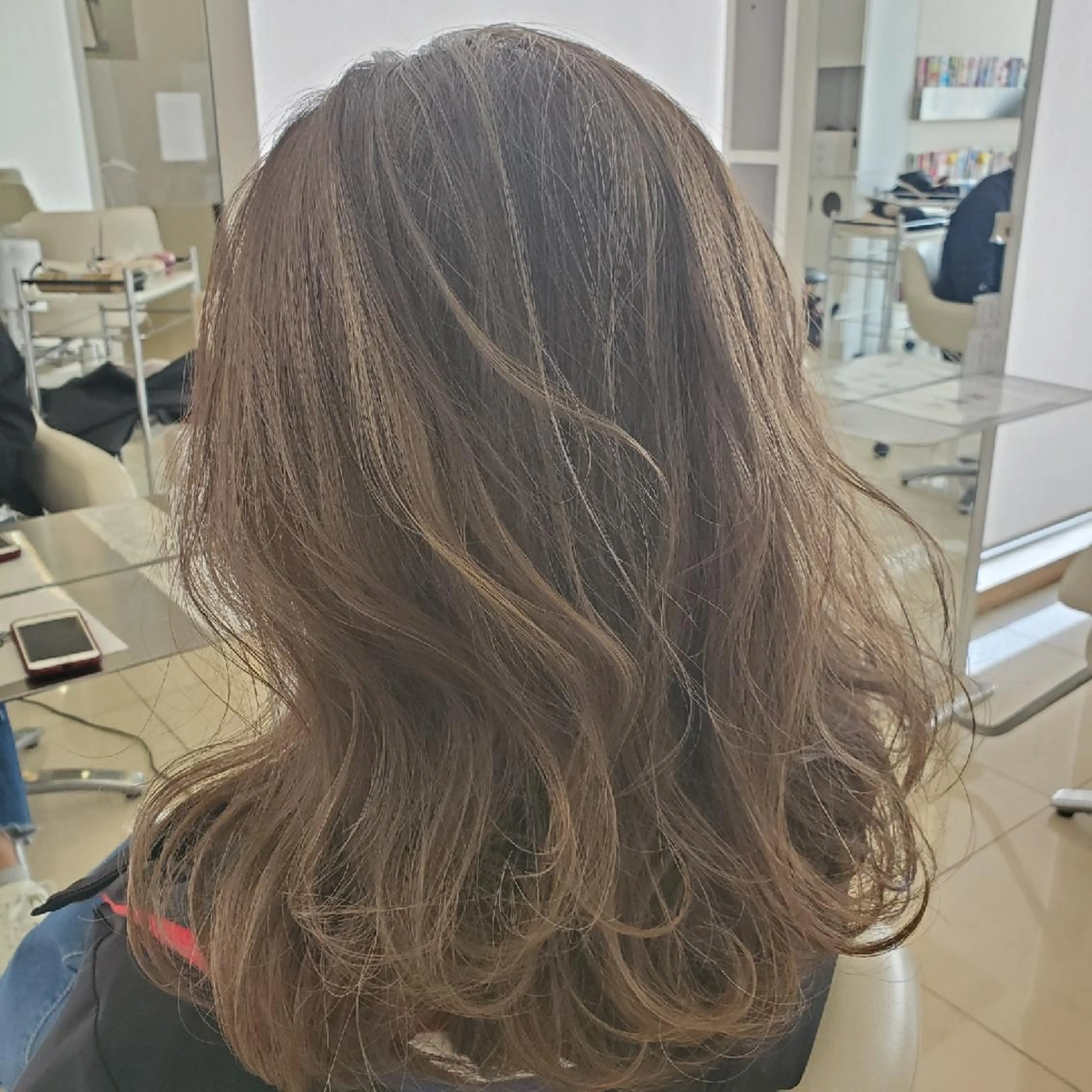 カラー 北野 親善のヘアスタイル