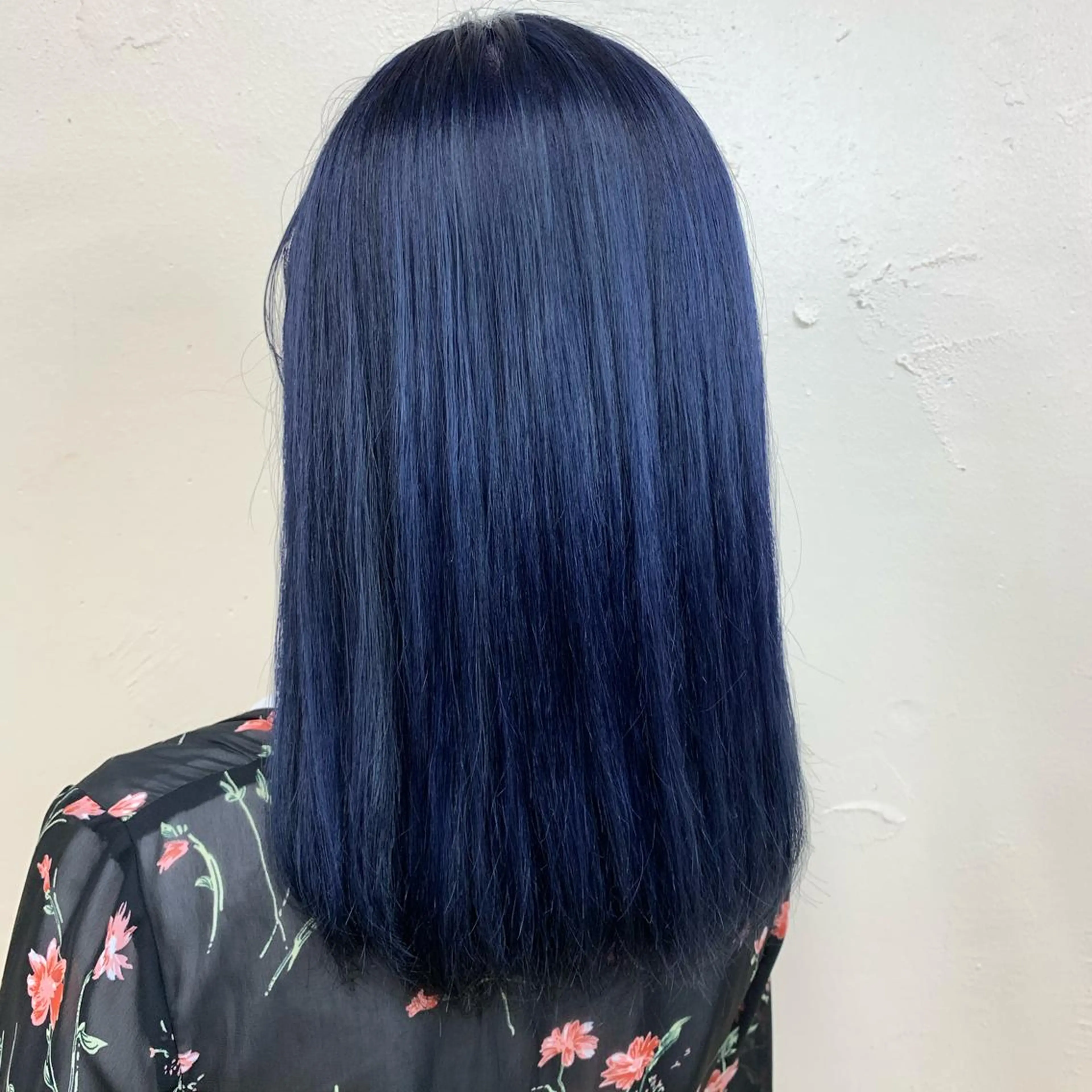 ロング カラー ブルーカラー ネイビーカラー 似合わせカット くすみミルクティー／ ブラウン🪡TOWAのヘアスタイル