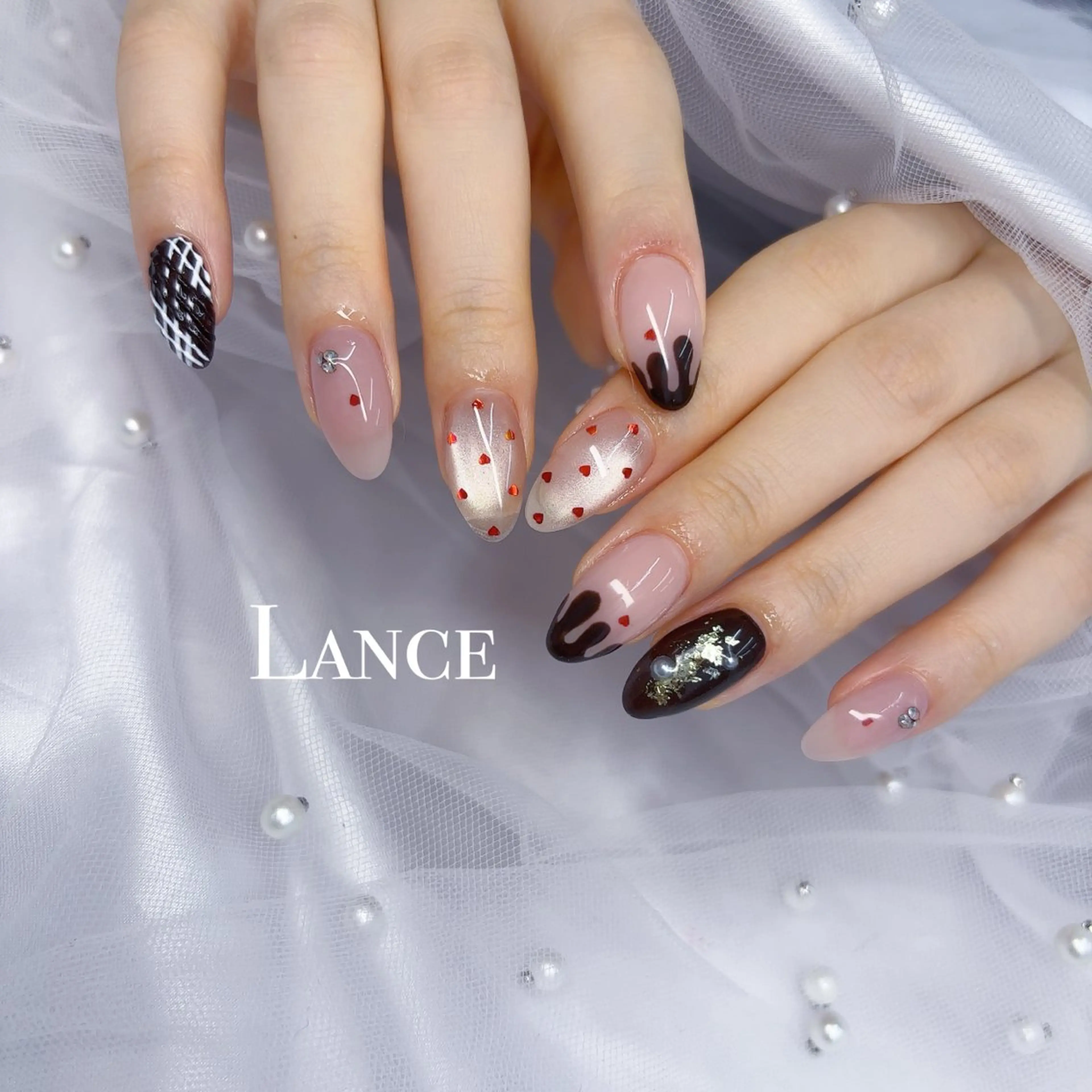 ネイル オーロラネイル フットネイル フレンチネイル ガラスフレンチ 氷ネイル・うるうるネイル ハンドネイル Lance nailのネイルデザイン