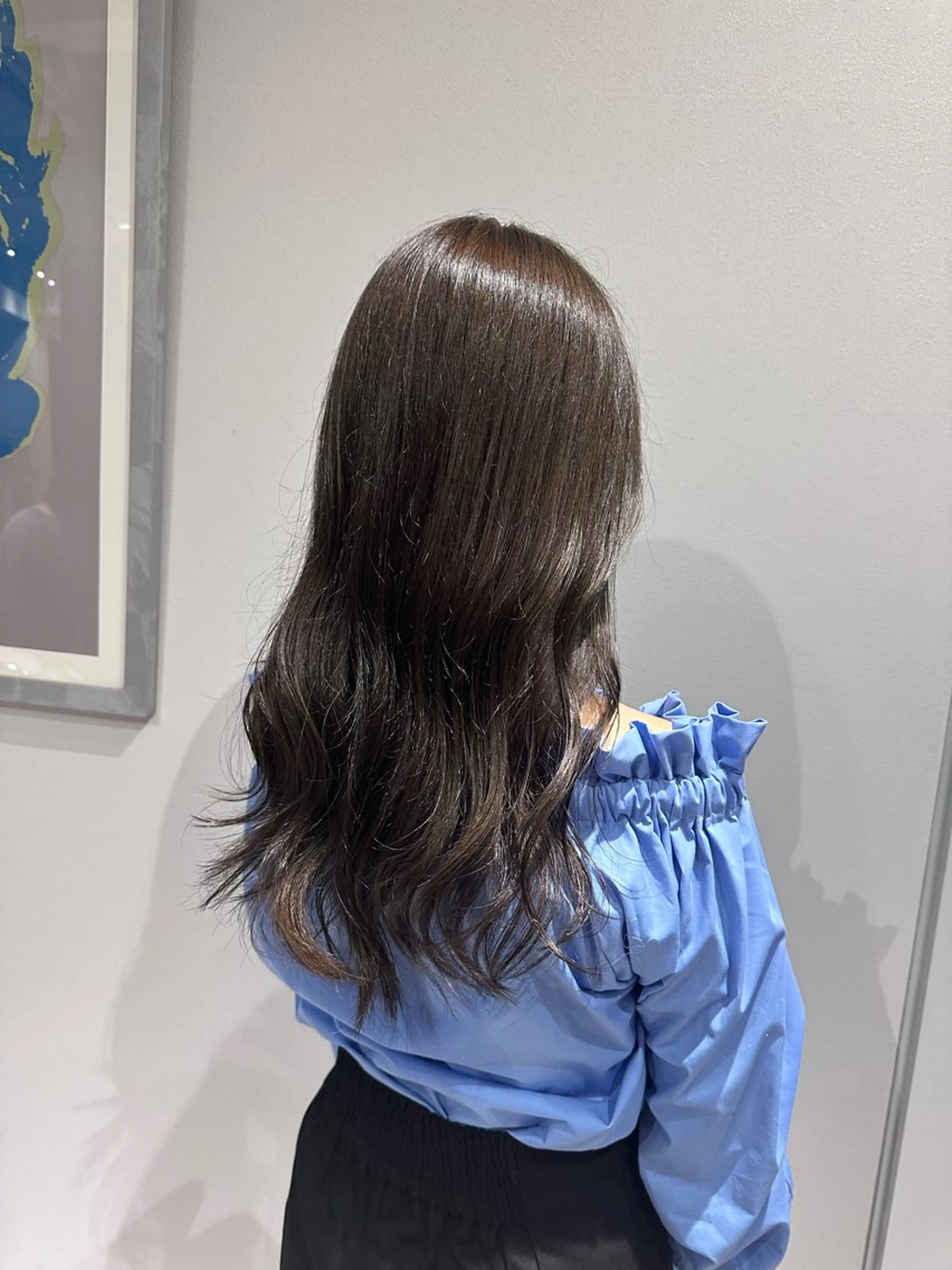 ロング カラー グレージュ オリーブグレージュ オリーブグレー ヘアカラー トリートメント 山下恋佳/矢場町/ ブリーチ/ショートのヘアスタイル