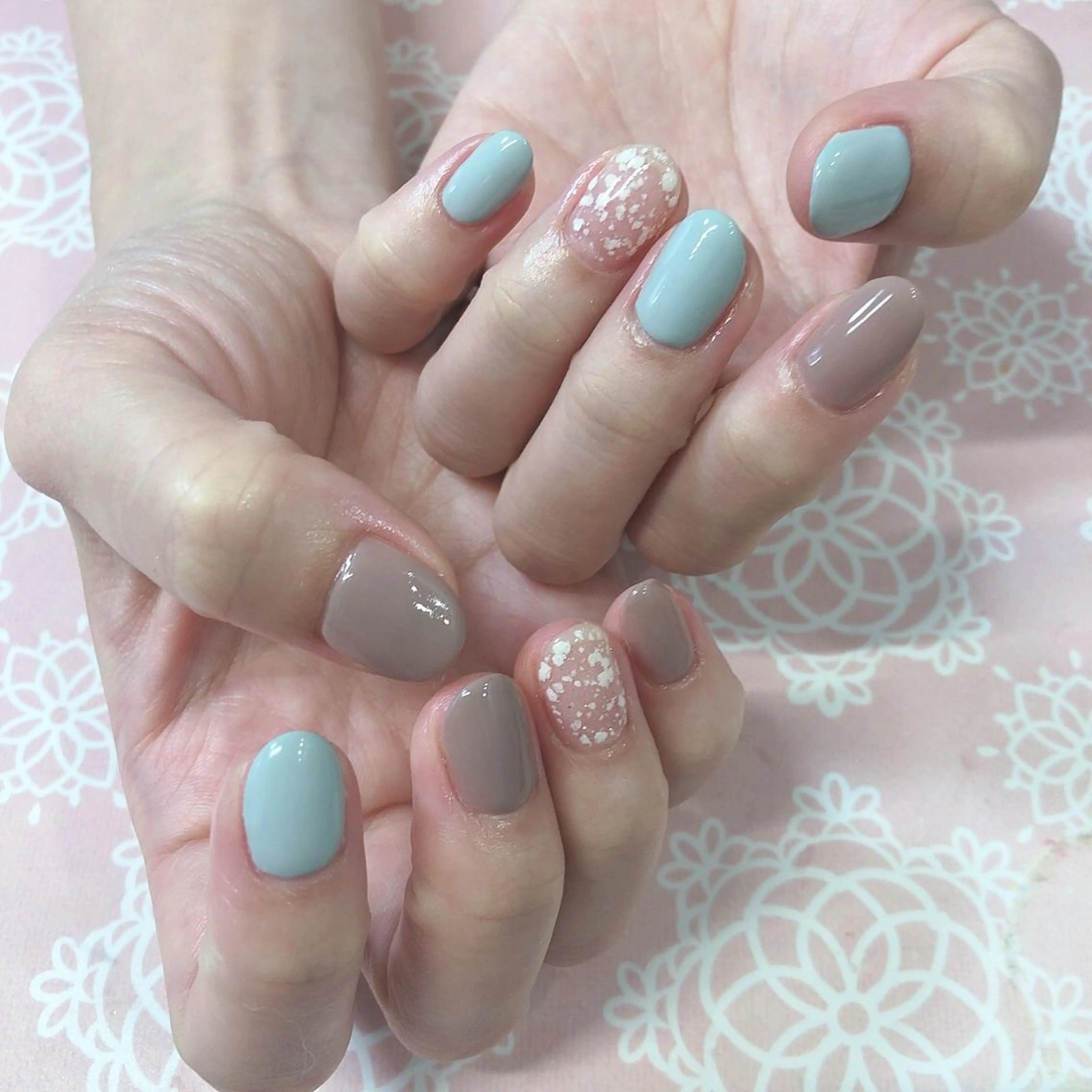 ネイル ハンドネイル 西岡 杏のネイルデザイン