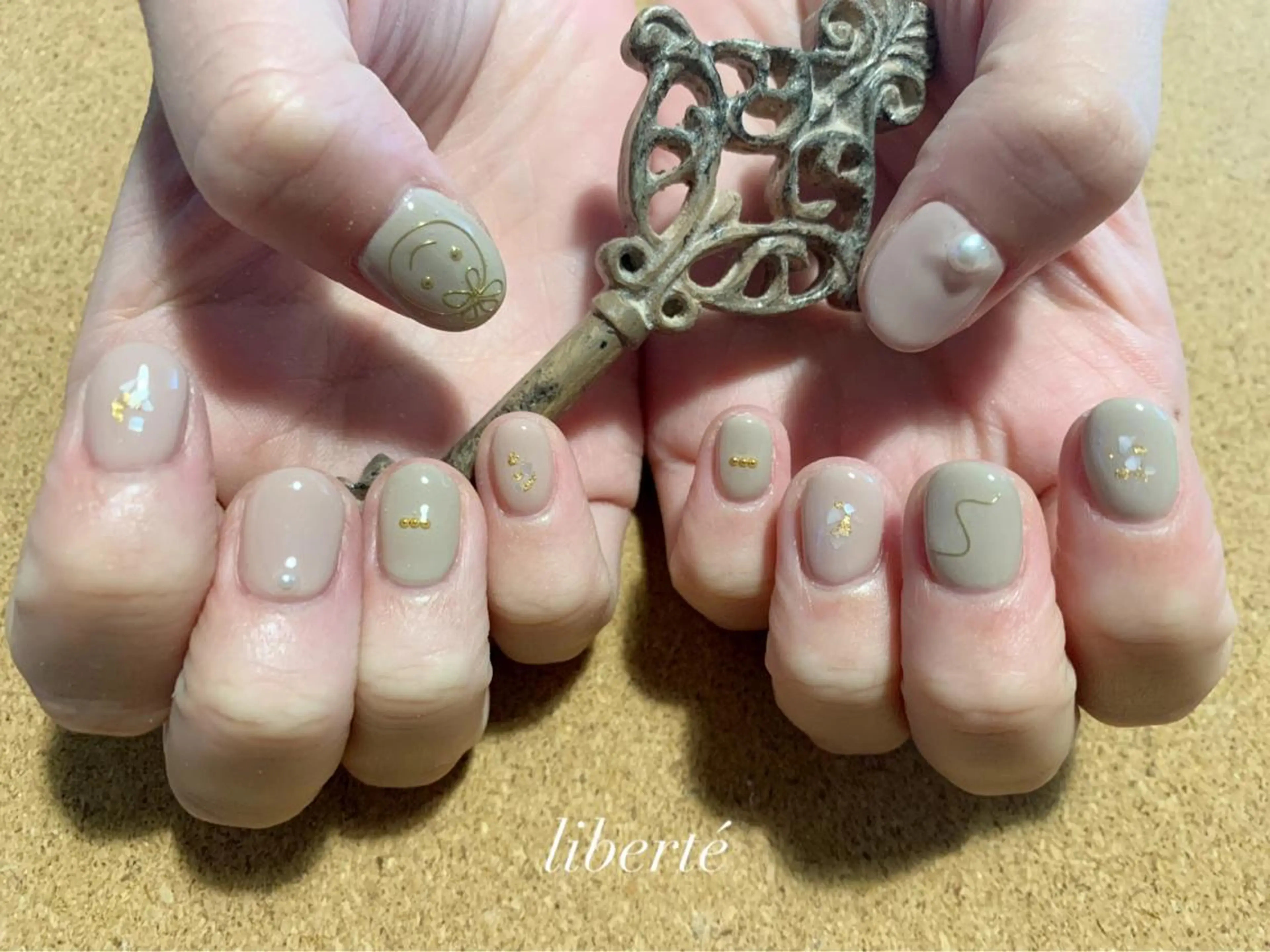 ネイル liberté (リベルテ)のネイルデザイン