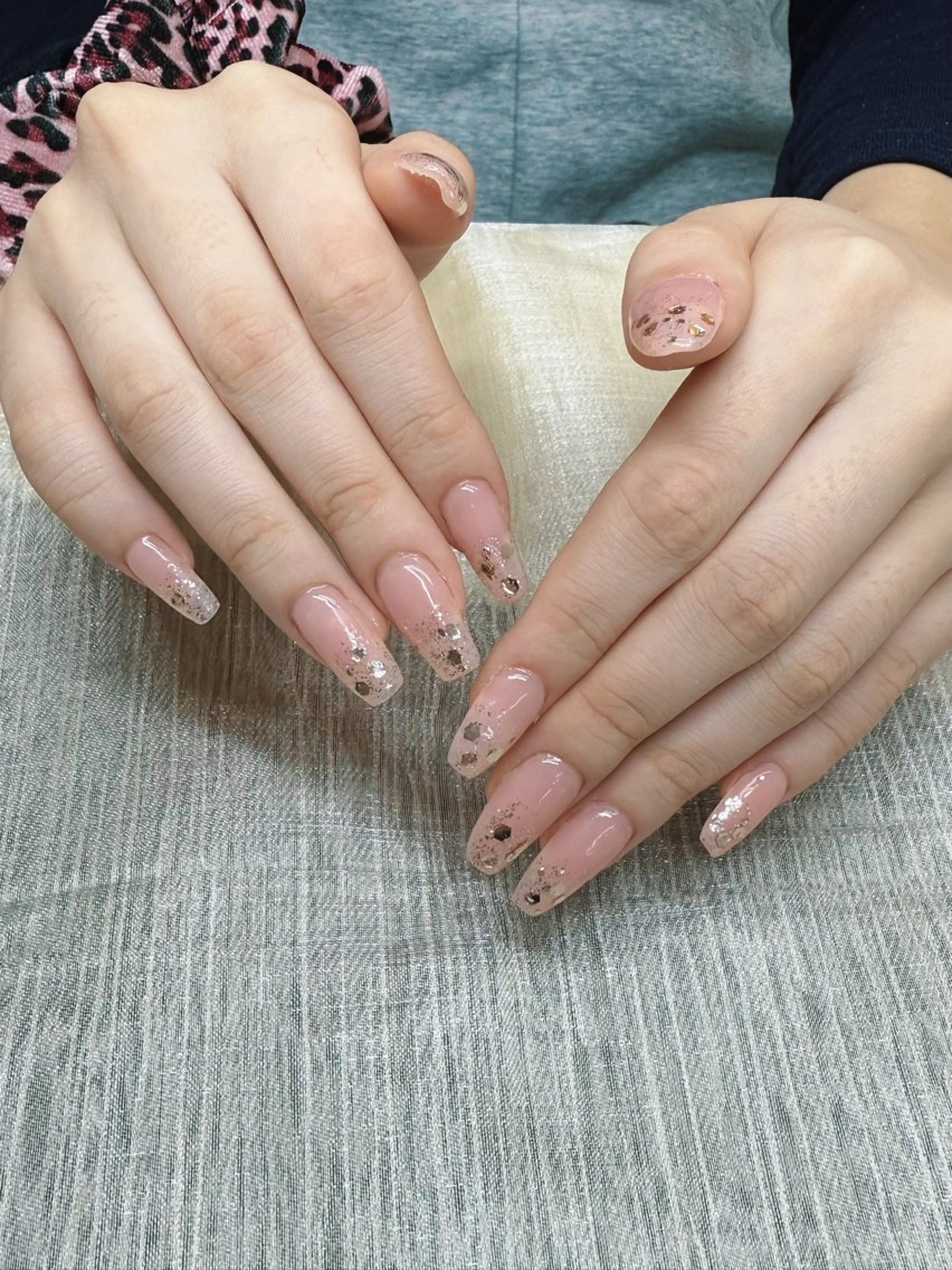 ネイル ハンドネイル R nailsalon所属・Rネルサイン よ よのネイルデザイン