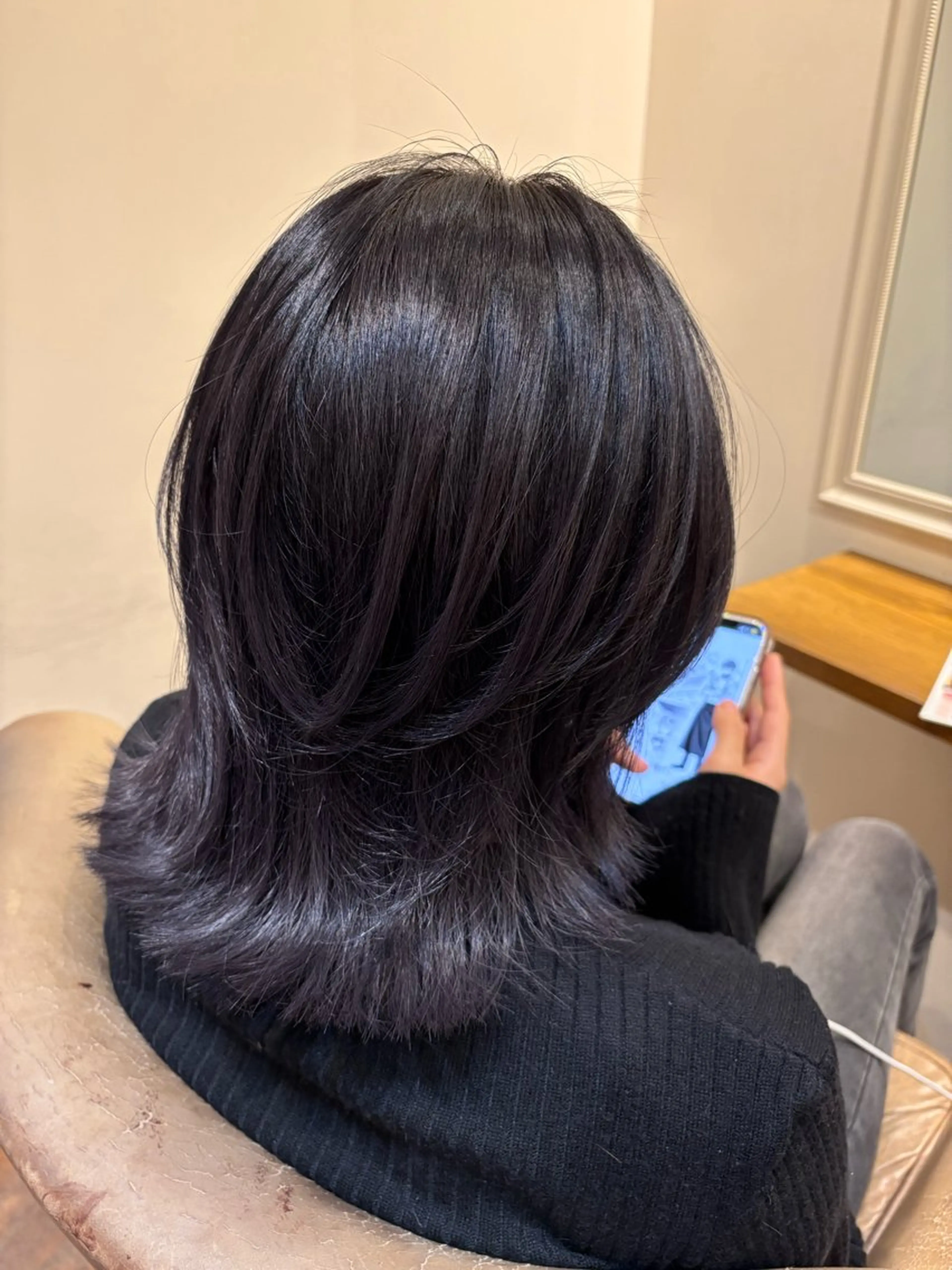 ミディアム ウルフカット 伊藤 利澄のヘアスタイル