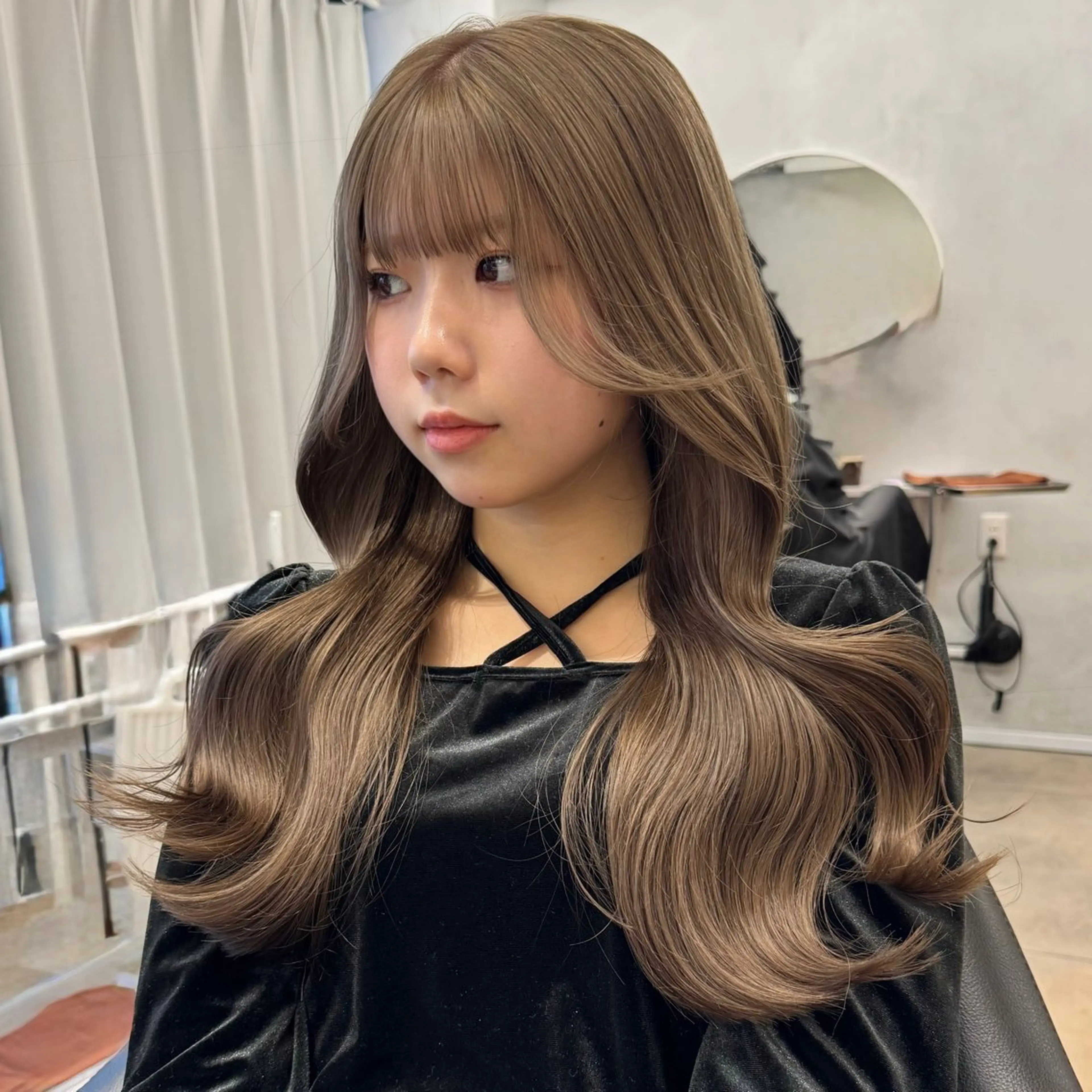 【透明感No.1🤍】ケアブリーチ＋髪質改善カラー＋リペアトリートメントの写真