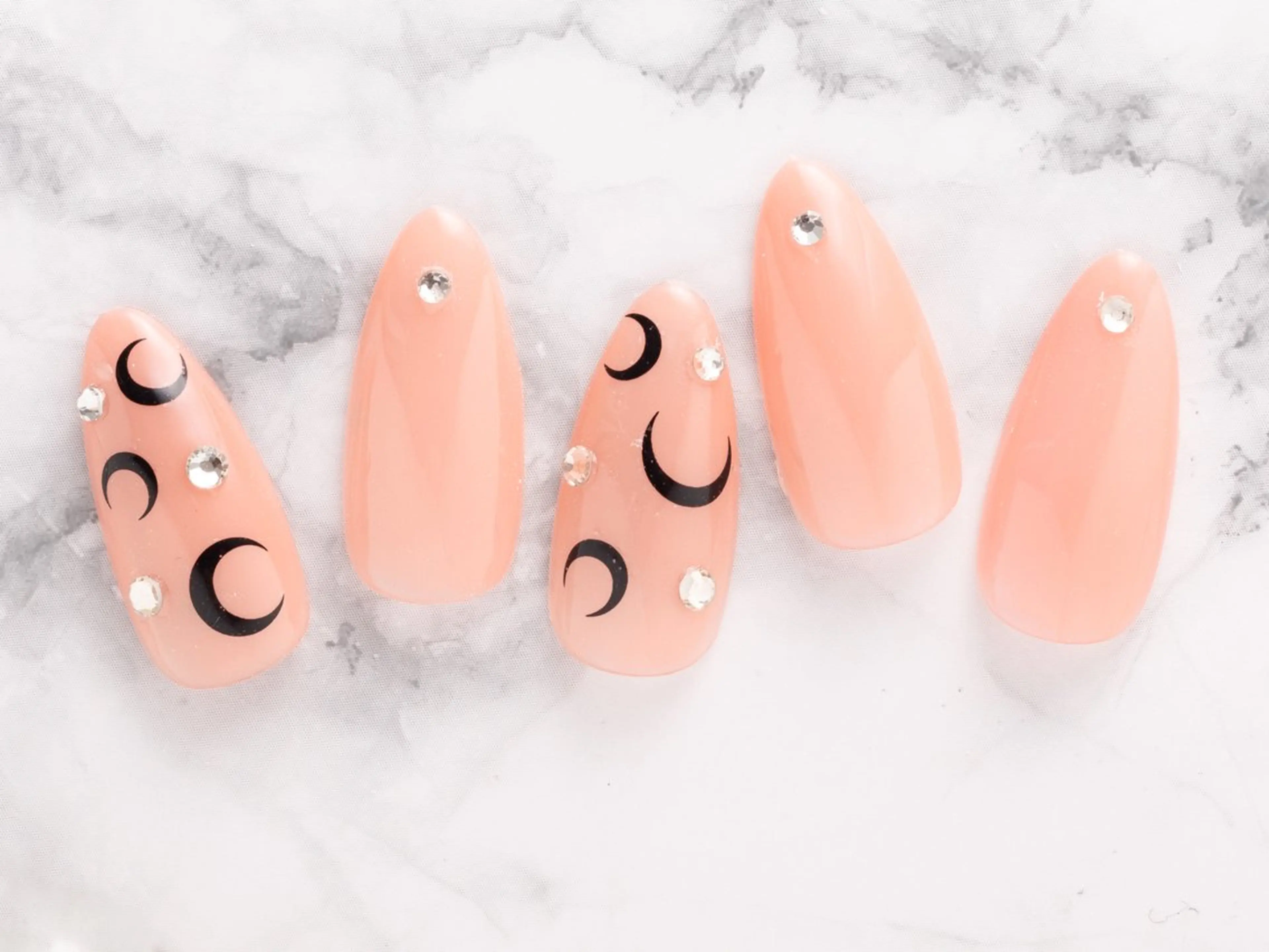 ネイル A KIのネイルデザイン