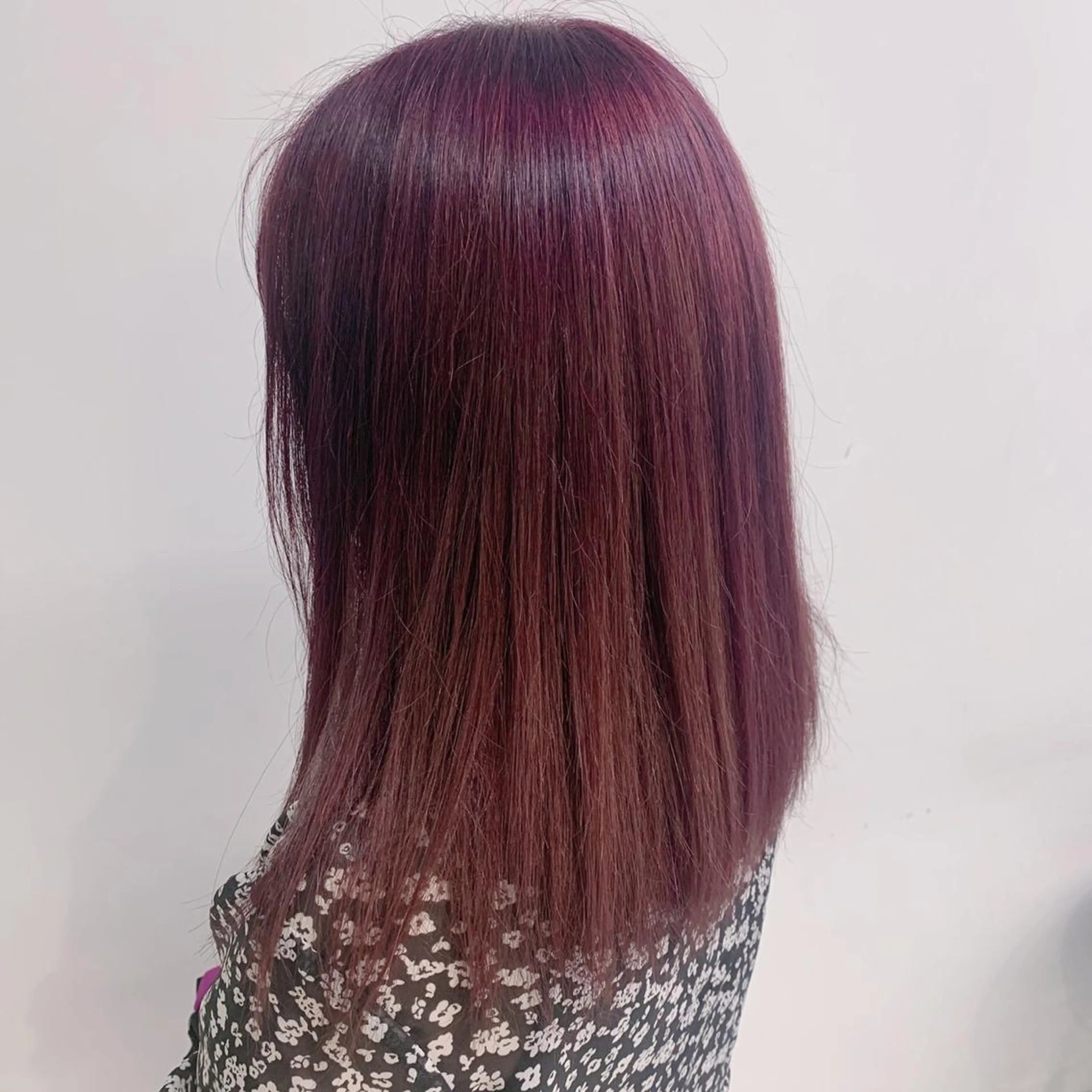 セミロング カラー 🦋ハイトーンボブ ショート🦋トシキのヘアスタイル