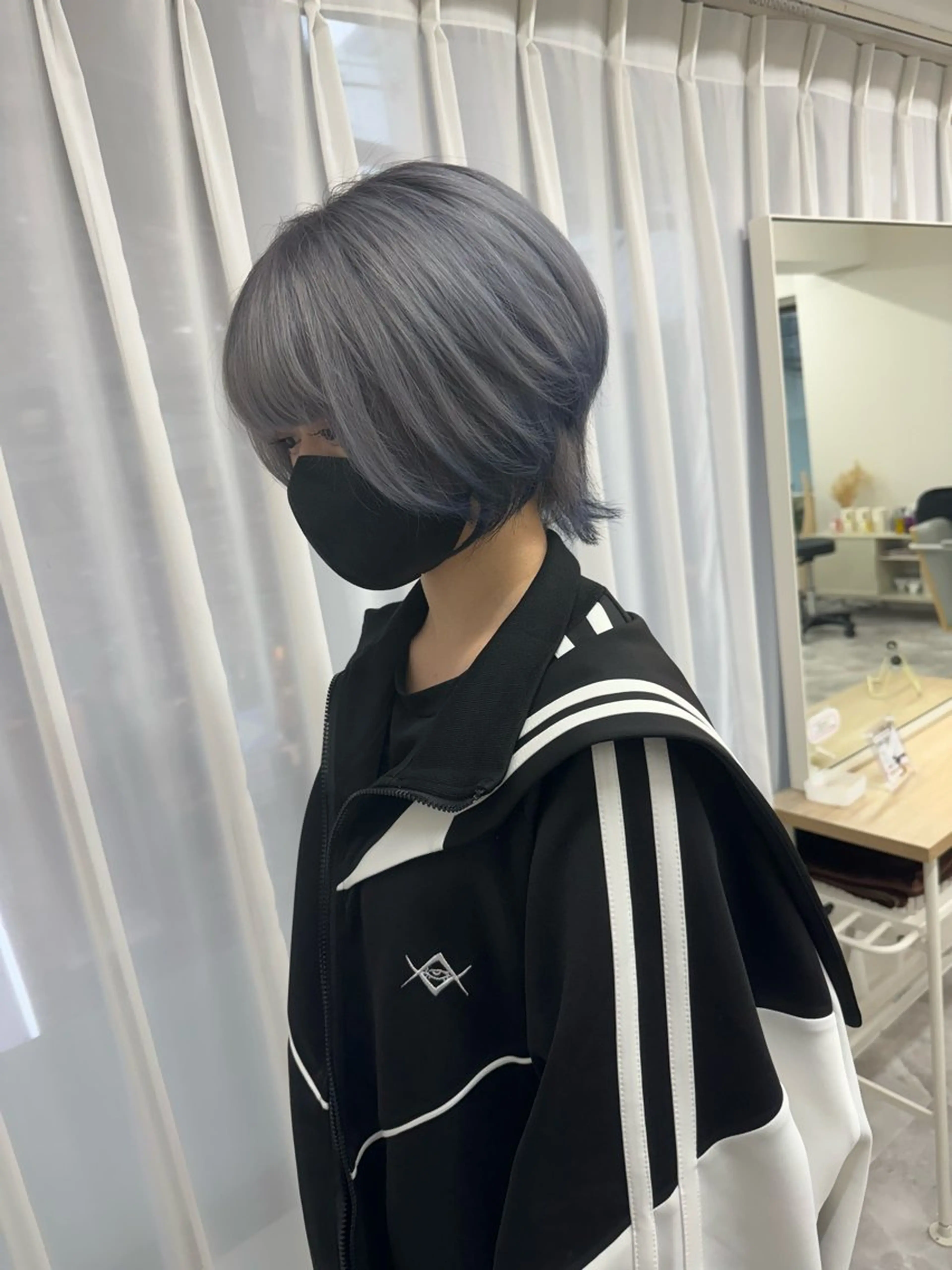 カラー ブリーチ ブルーカラー デザインカラー シルバー PARK.なんば本店 ミルボンAujua認定サロン[パーク]所属・辻優太/韓国ヘア/メ ンズ/ダウンパーマのヘアスタイル