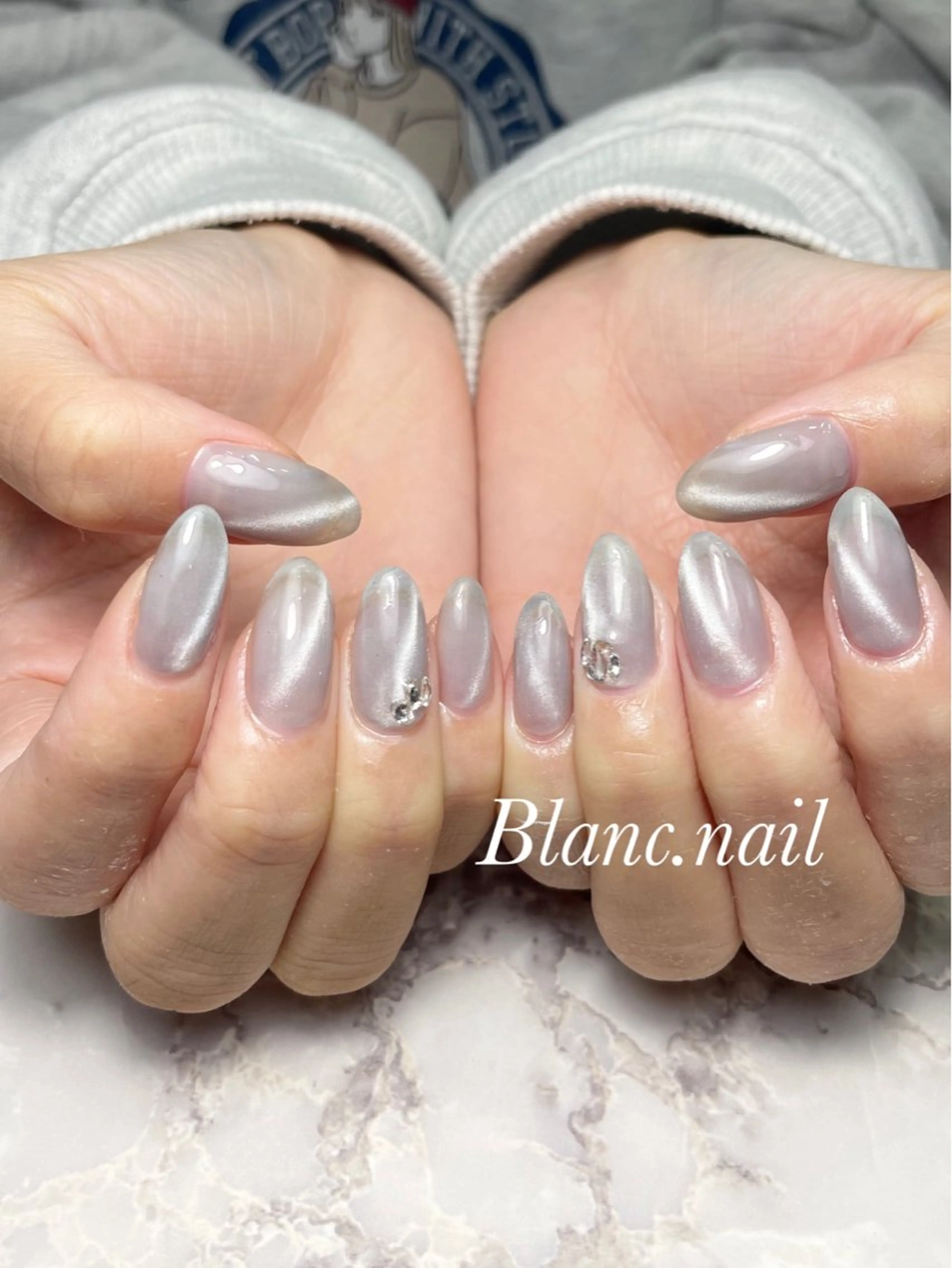 ネイル フラッシュネイル ジェルネイル マグネットネイル ニュアンスネイル パラジェル ハンドネイル BLANCEnail所属・BLANCnail yuuのネイルデザイン