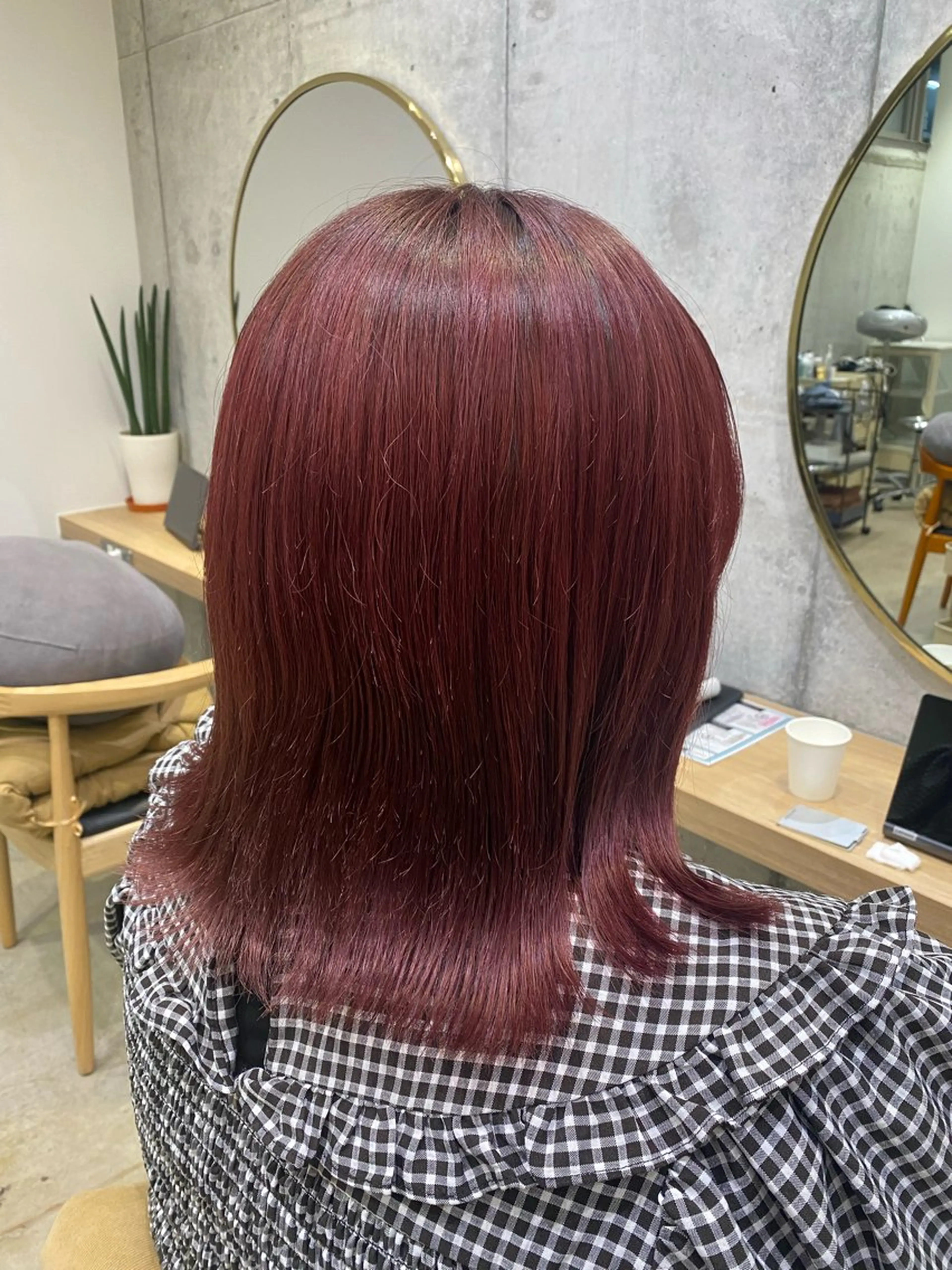 ミディアム fumi🪞血色感 アップ艶カラーのヘアスタイル