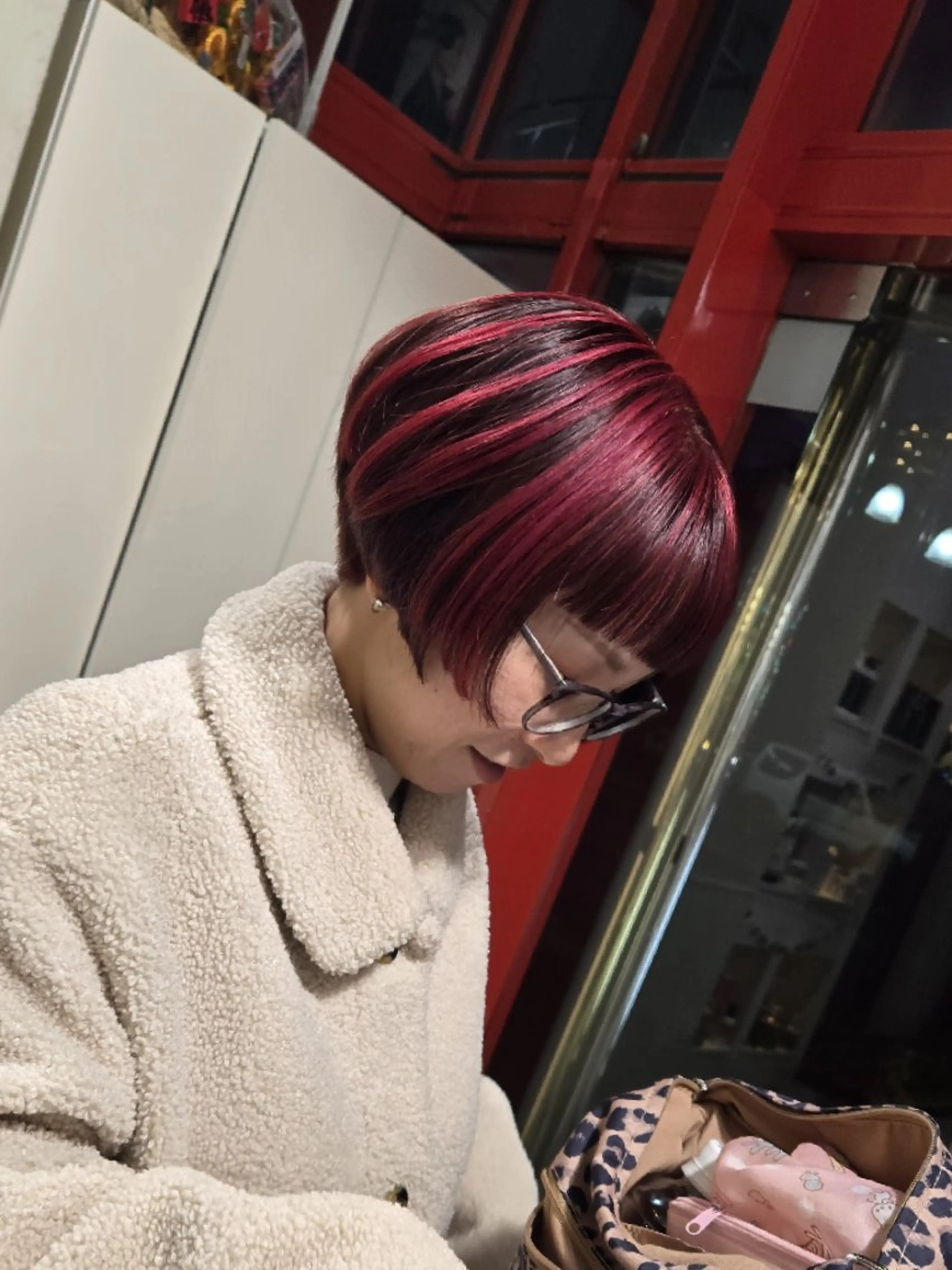 ショート カラー デザインカラー ボブ カット ヘアカラー 遠藤 史秋のヘアスタイル