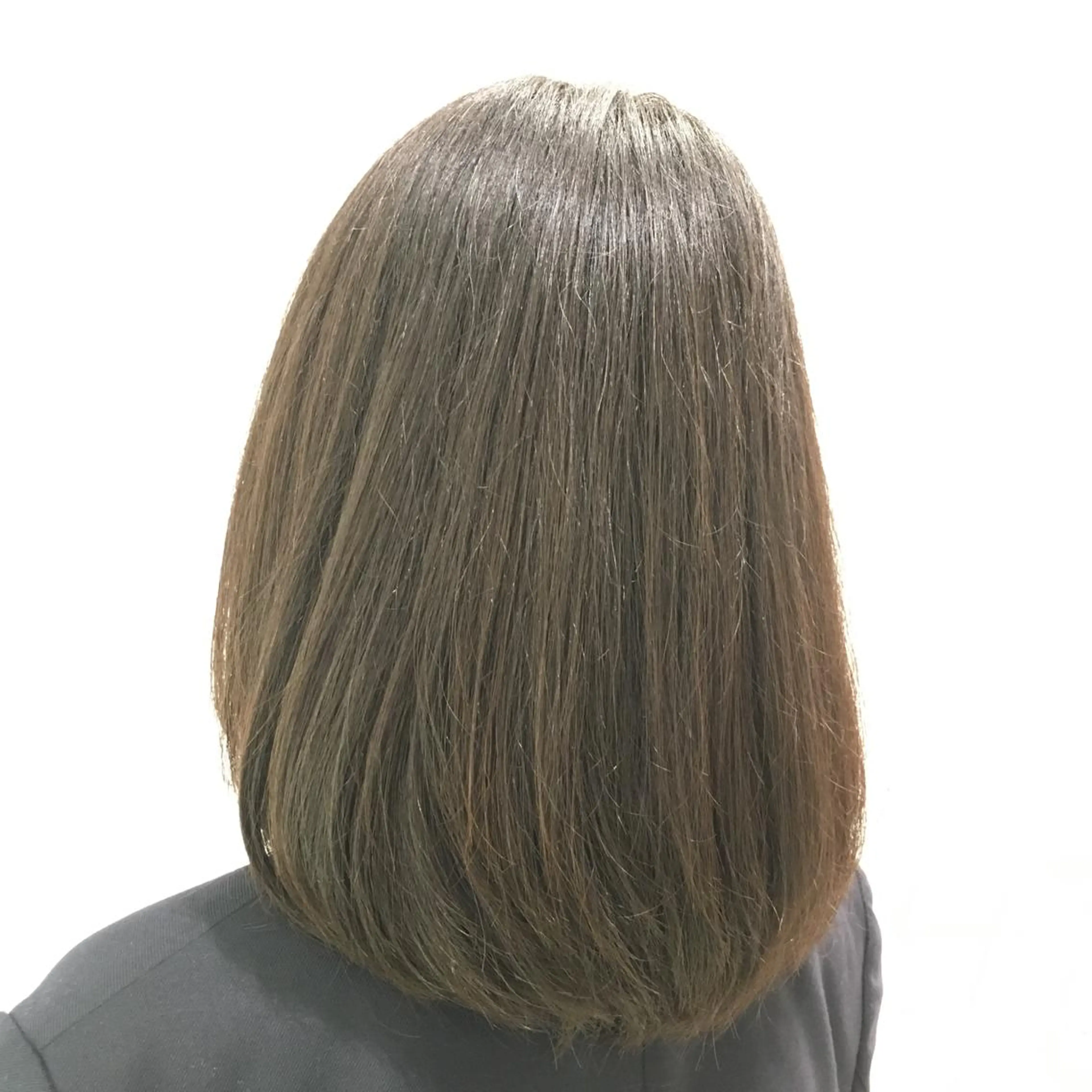 ミディアム ツヤ髪🌈髪質改善 🌈ナカゴシのヘアスタイル