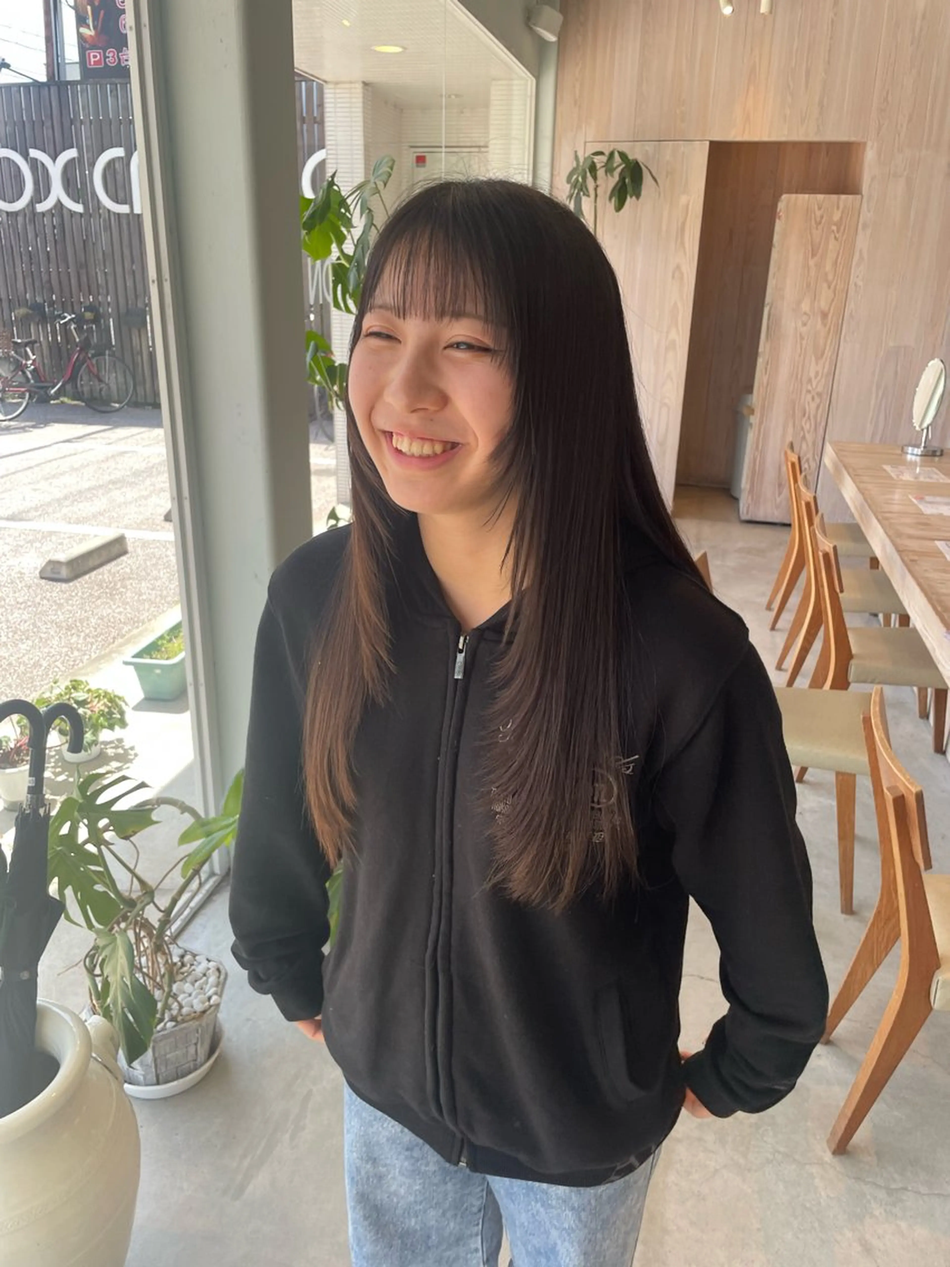 ロング カラー レイヤーカット/ マリアのヘアスタイル