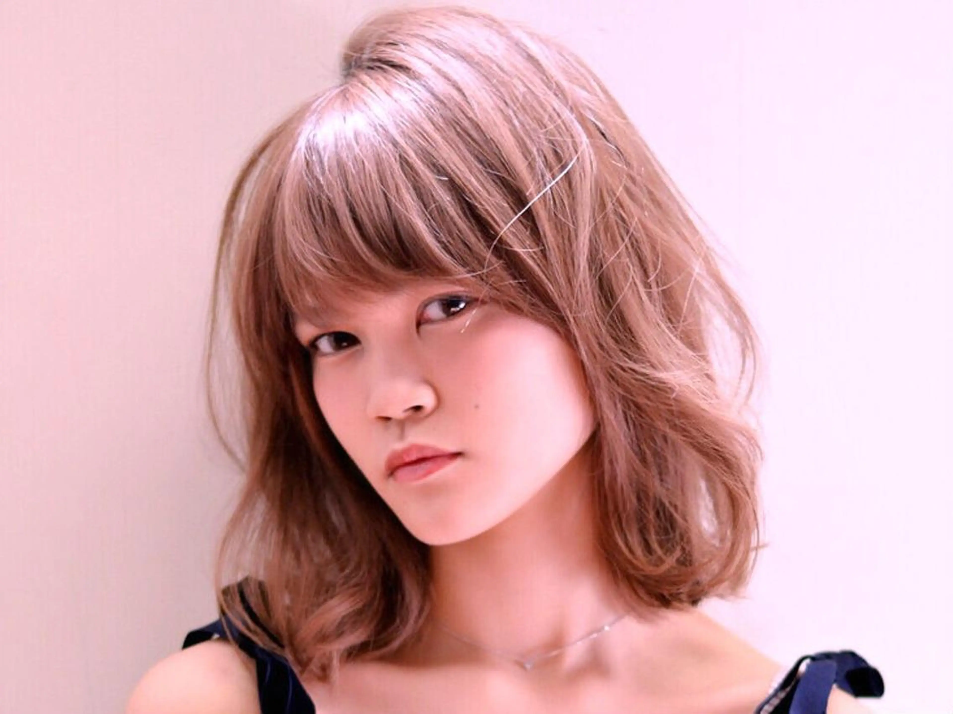 ミディアム カラー 吉祥寺aivee 若手注目スタッフのヘアスタイル