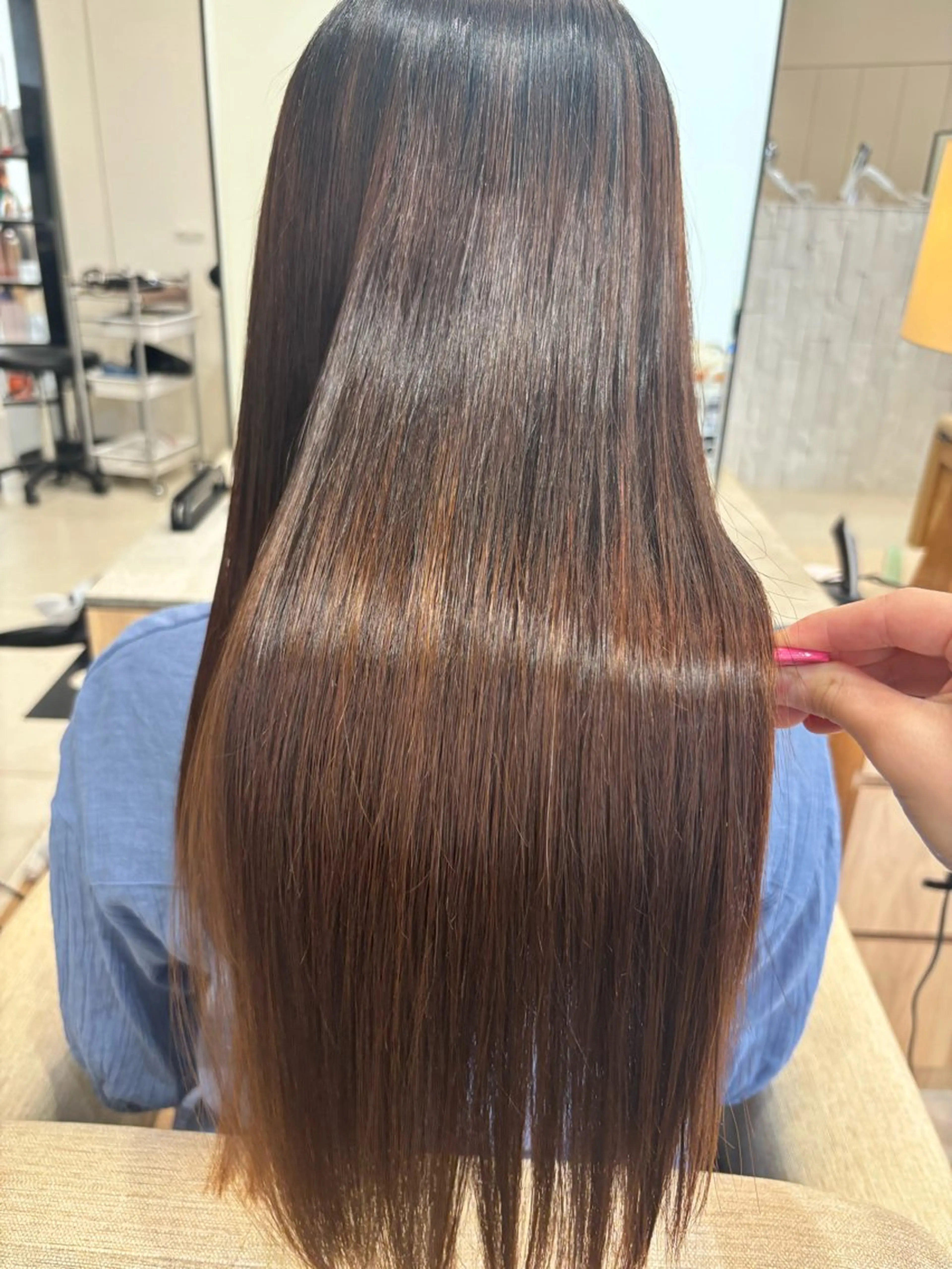 ロング カット 縮毛矯正 トリートメント ガレリア  名駅オーキッドGビル店所属・名駅／艶髪ストレート ／ヘッドスパ／伴怜奈のヘアスタイル