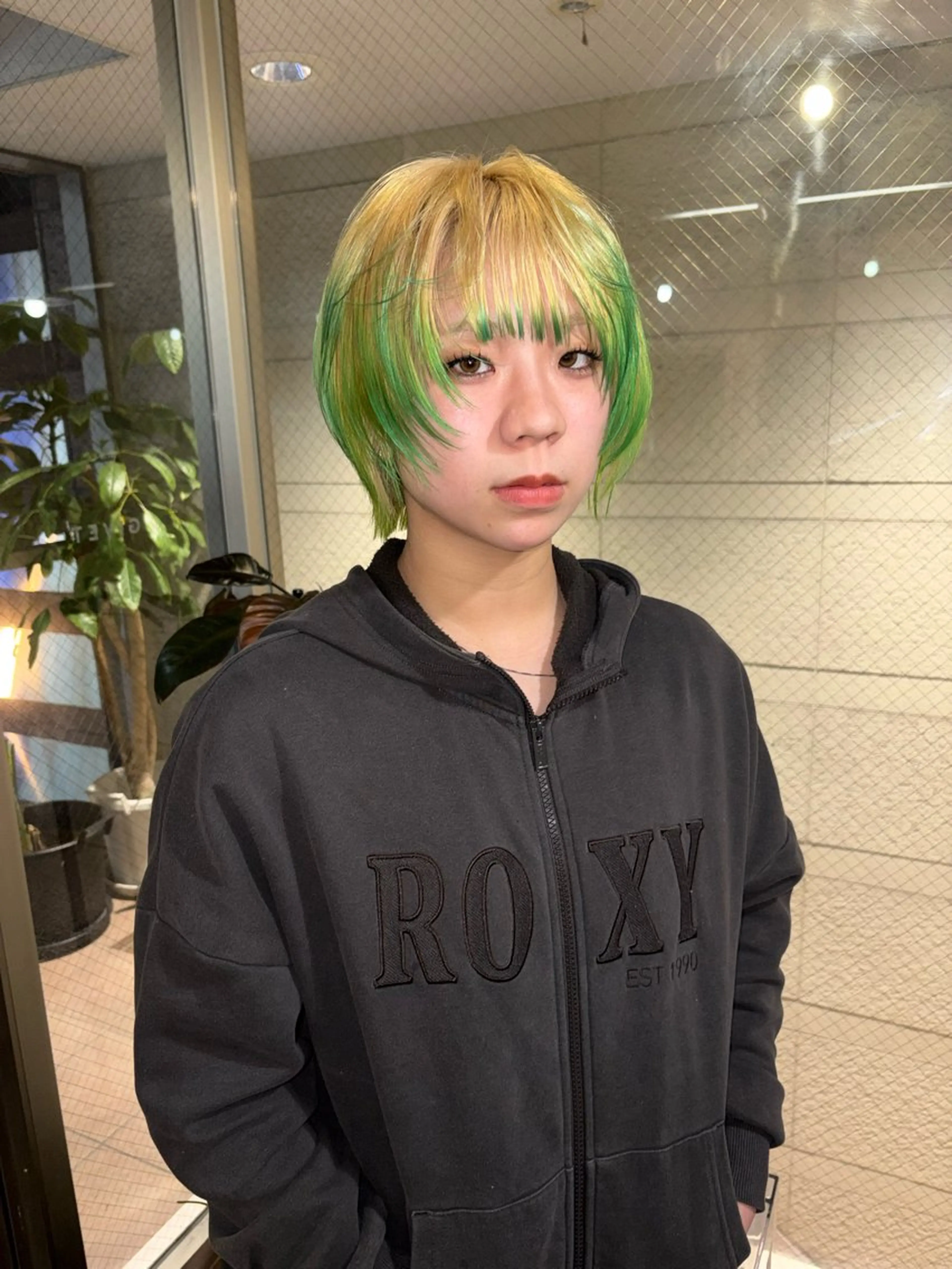 ショート カラー ヘアカラー givet所属・心斎橋/デザインカラ ー/海外風/ナツミのヘアスタイル