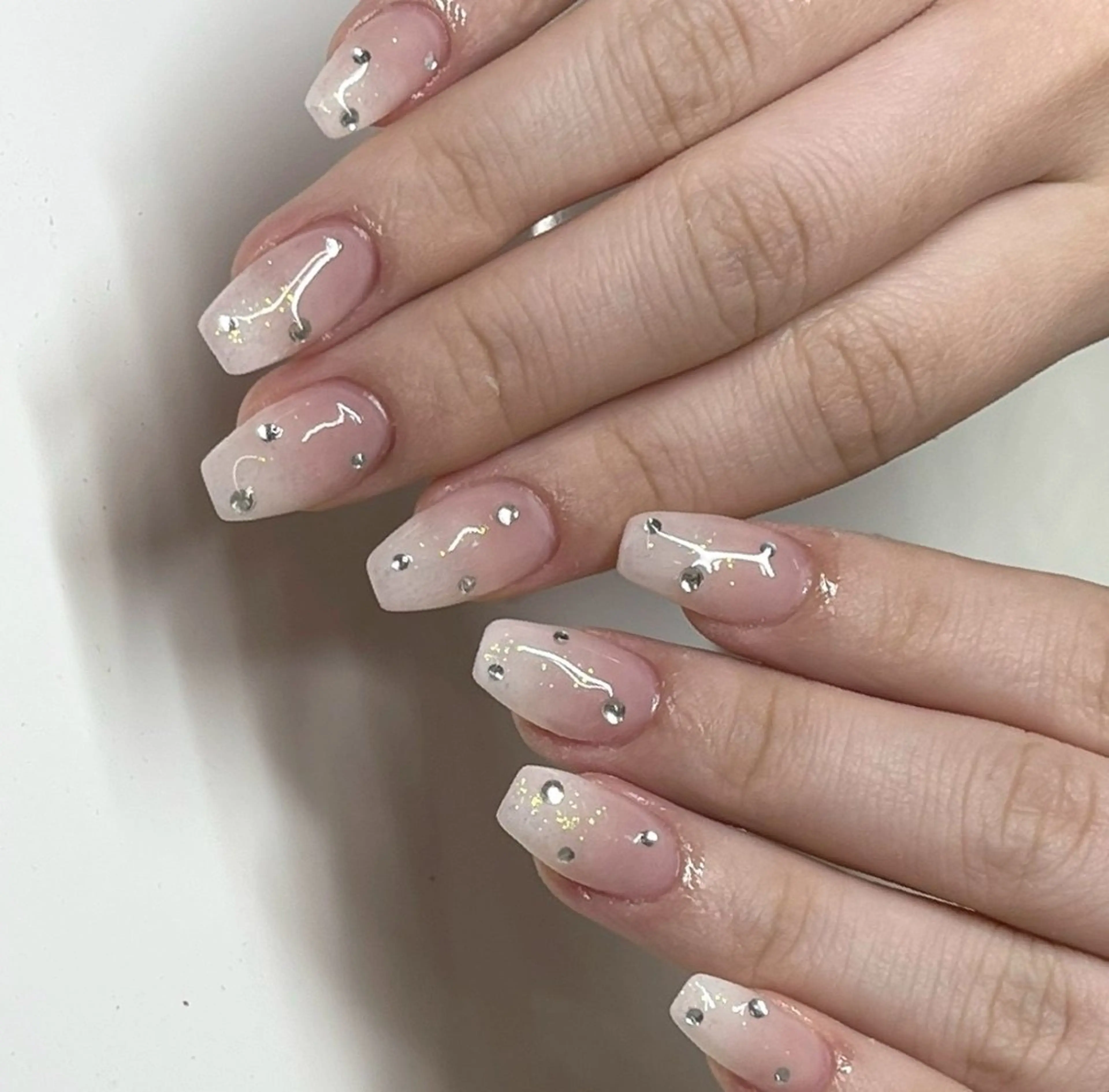 ネイル ハンドネイル Bitty / natsumiのネイルデザイン